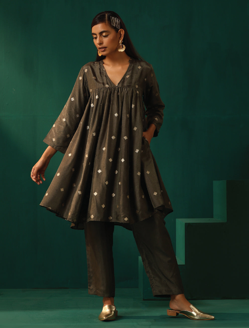 trueBrowns Grey Diamond Viscose Silk Yoke Gathered Co-ord Set - Distacart