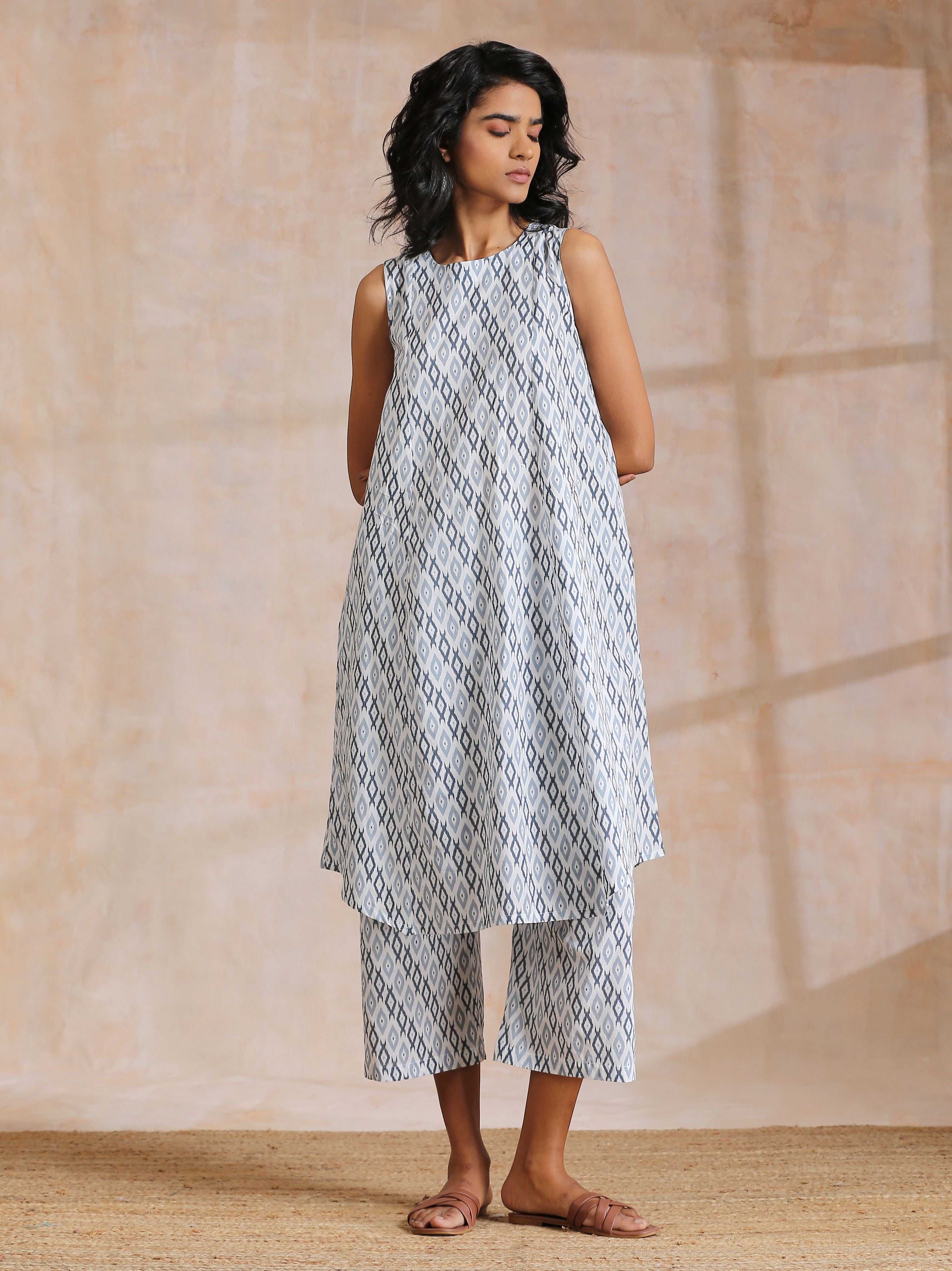 trueBrowns Multi Grey On Grey Ikat Print Cotton High-Low Co-Ord Set - Distacart