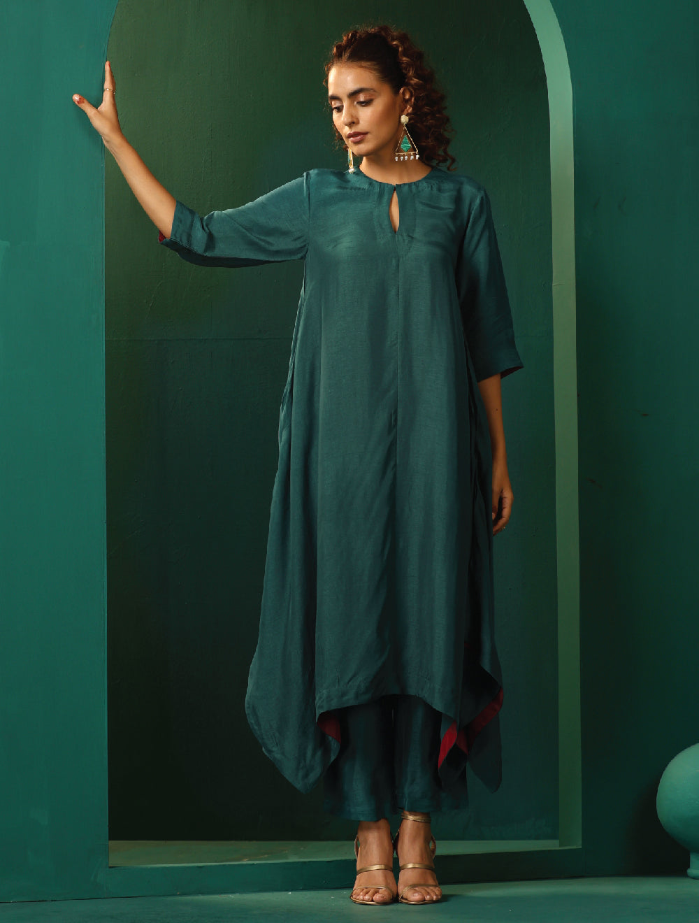 trueBrowns Teal Silk Handkerchief Kurta Pant Set - Distacart