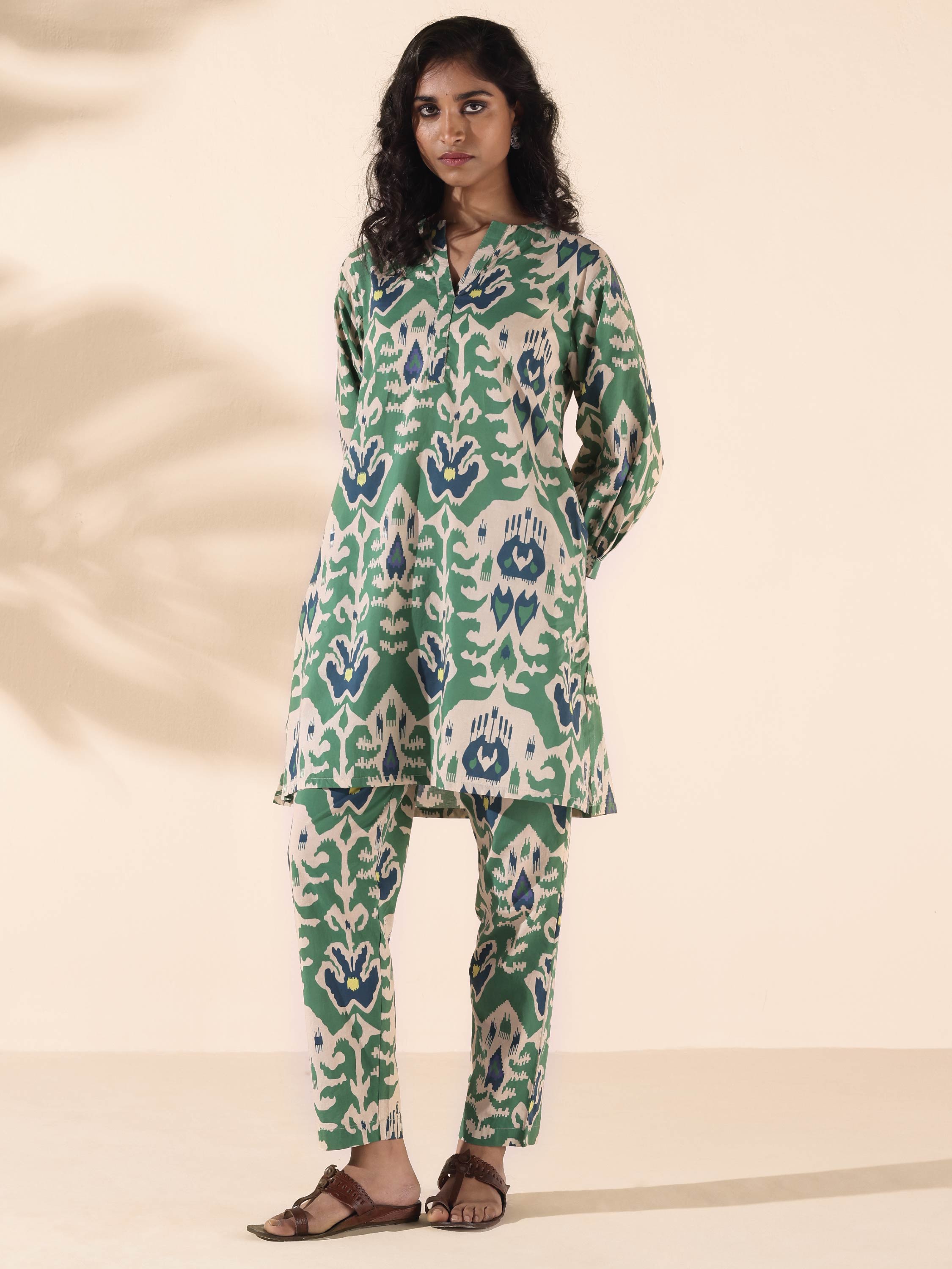 trueBrowns Green Cotton Ikat Relaxed Co-ord Set - Distacart