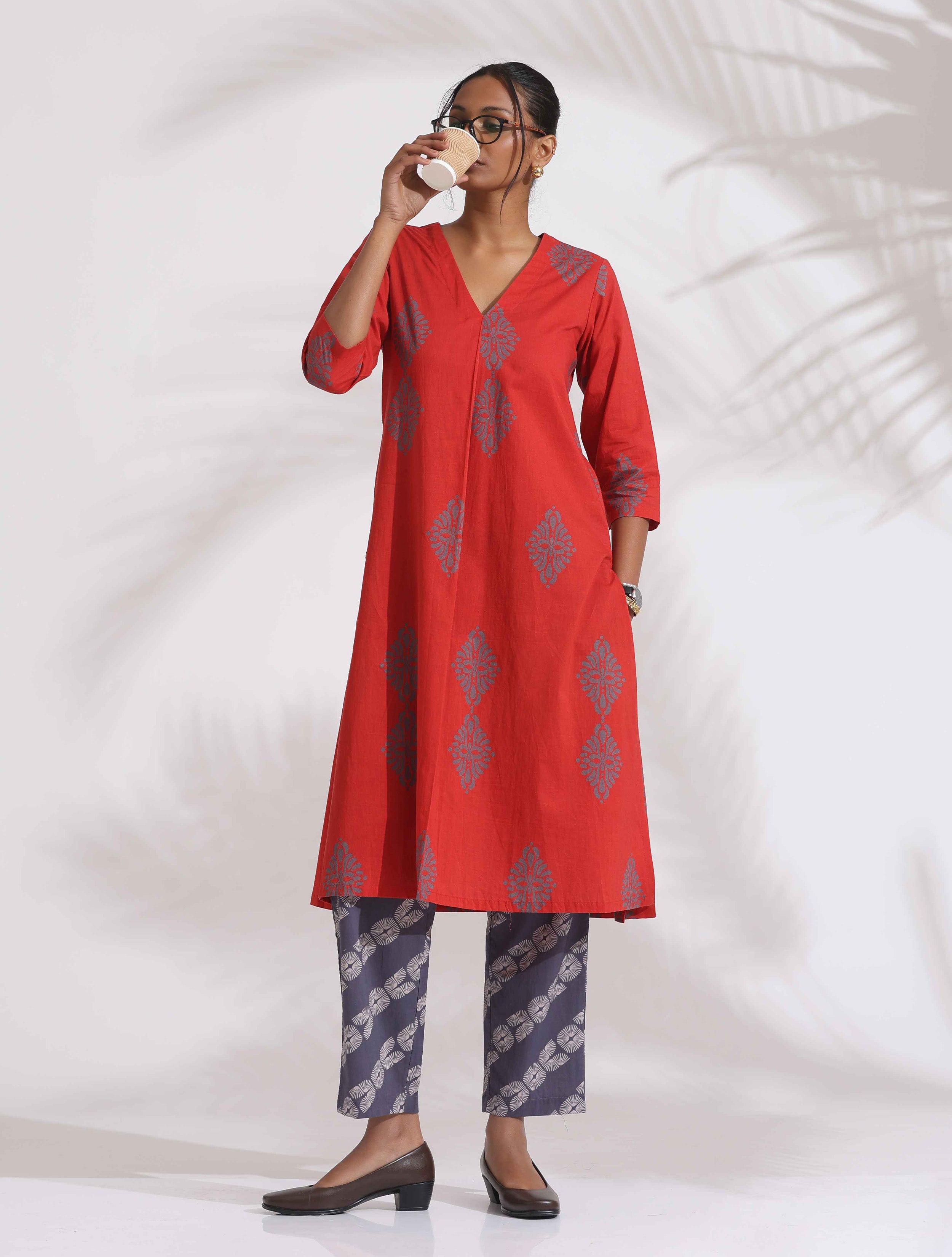 trueBrowns Red Cotton Print Kurta Set - Distacart
