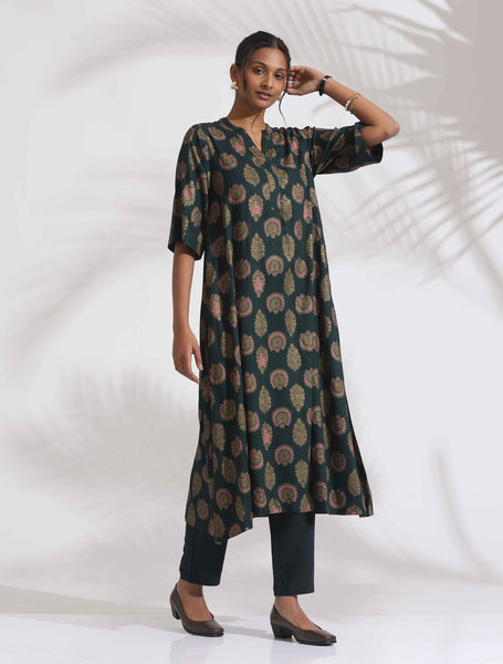 trueBrowns Green Foil Print Cotton Kurta Set