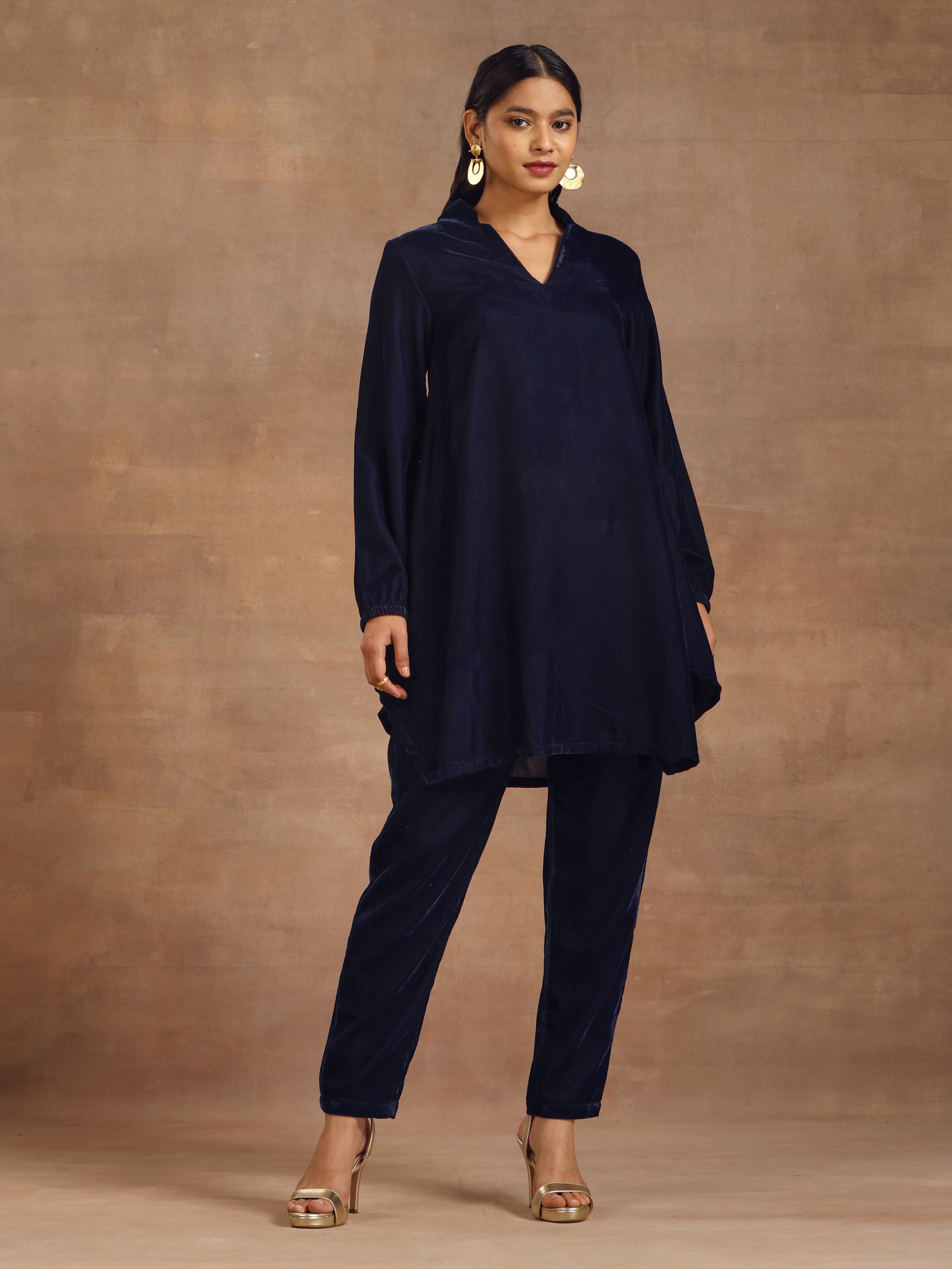 trueBrowns Midnight Blue Velvet Solid Co-ord Set - Distacart