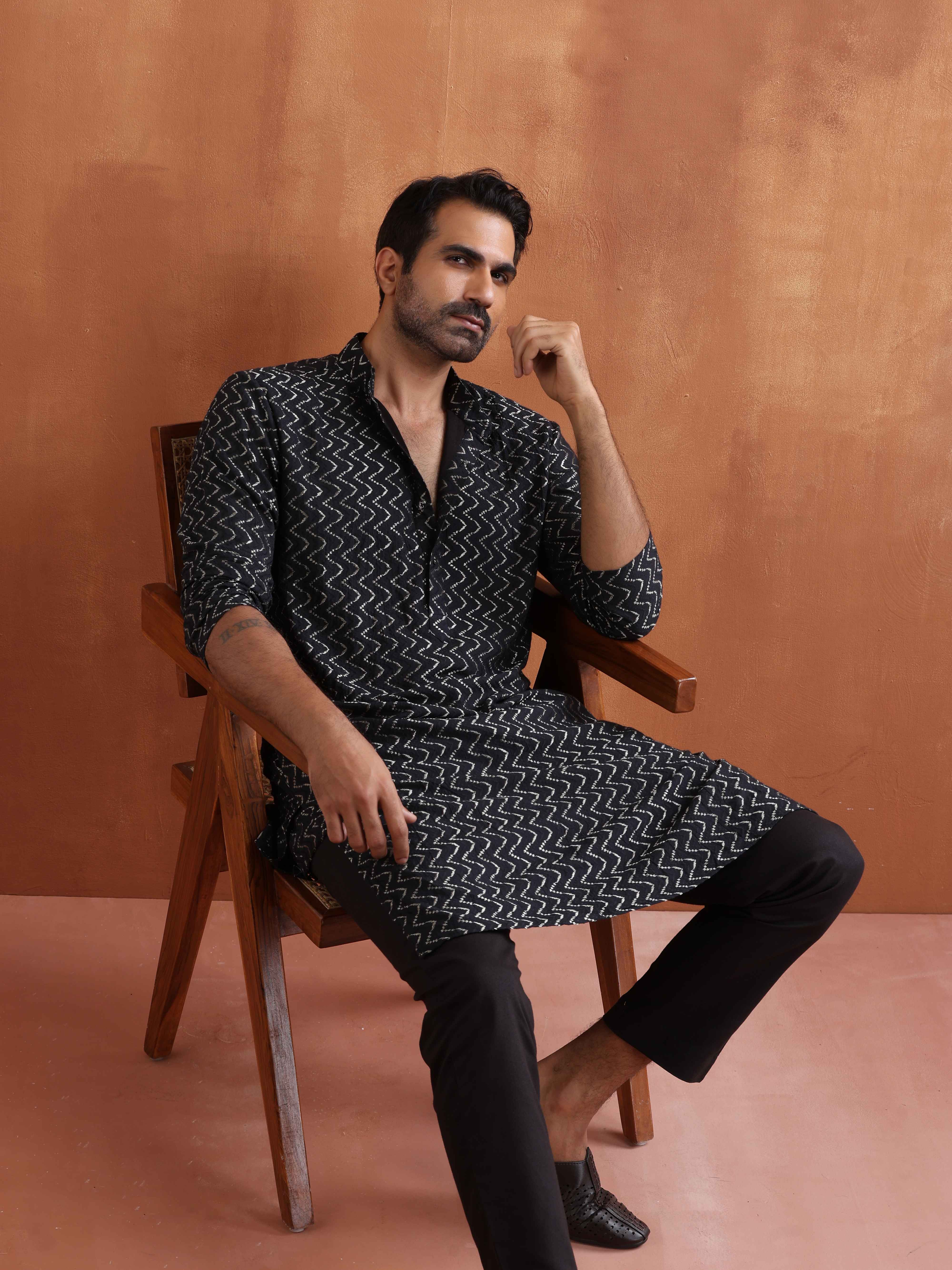 trueBrowns Men's Black Cotton Dobby Kurta - Distacart