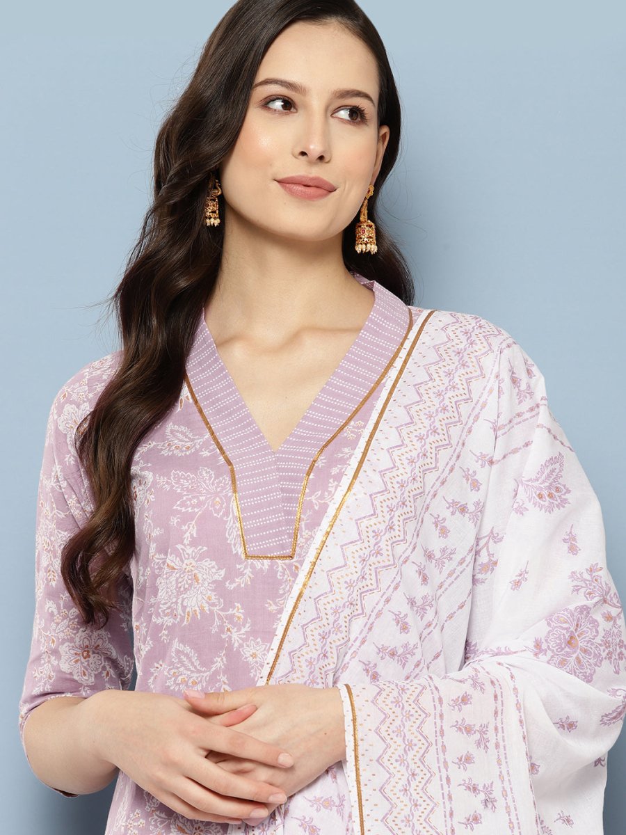 Ahalyaa Women Floral Printed Gotta Patti Pure Cotton Kurta with Trousers & With Dupatta - Distacart