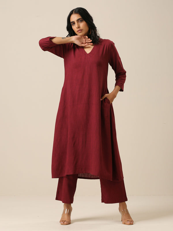 trueBrowns Ruby Wine Slub Texture Back Pleat Kurta Pant Set - Distacart