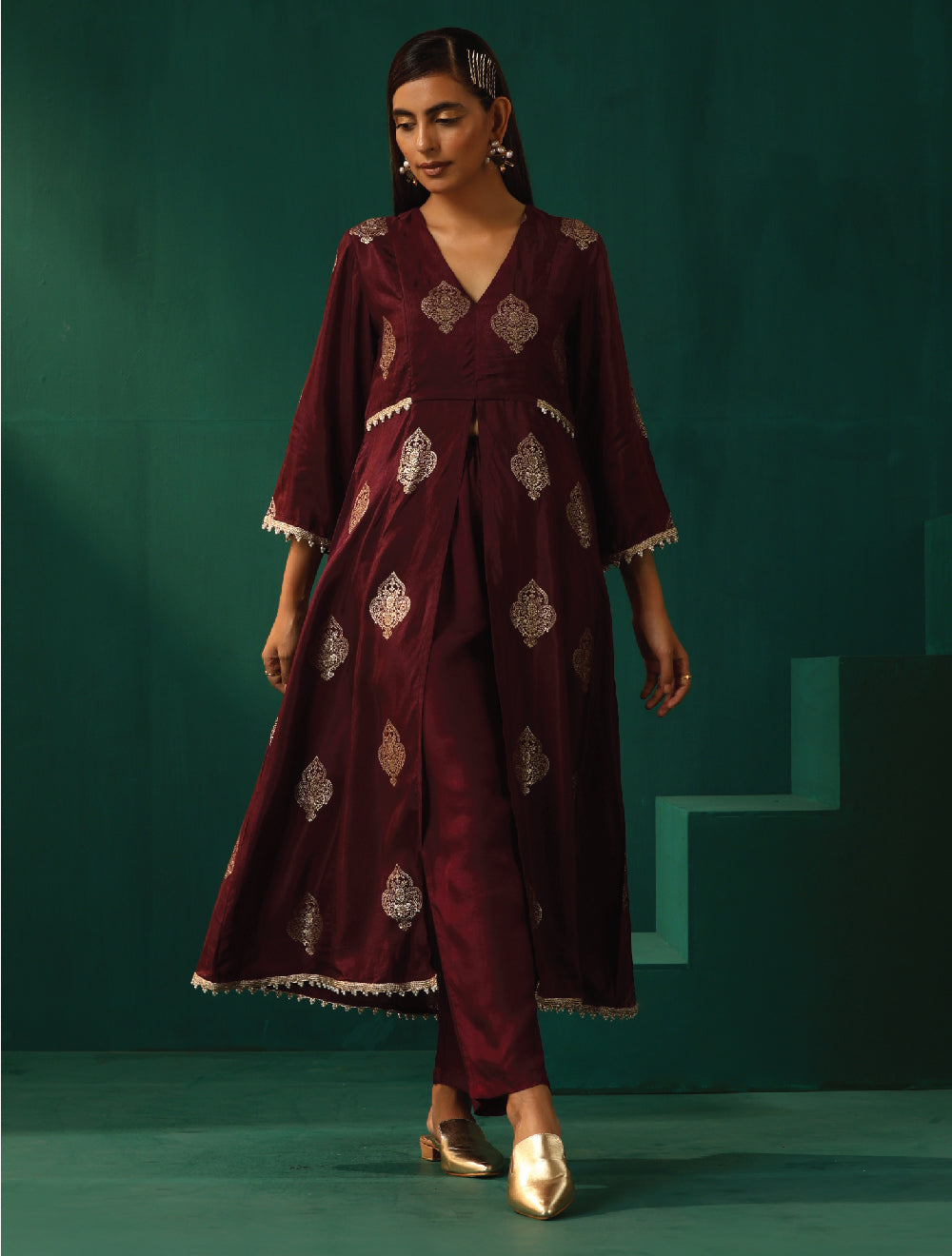 trueBrowns Wine Geometric Viscose Silk V-Neck Front Slit Kurta Pant Set - Distacart