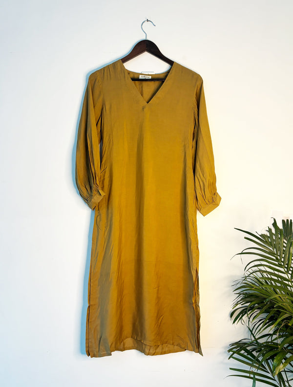 trueBrowns Golden Silk Kurta