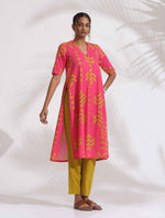 Thumbnail for trueBrowns Pink Cotton Print A-line Kurta Set