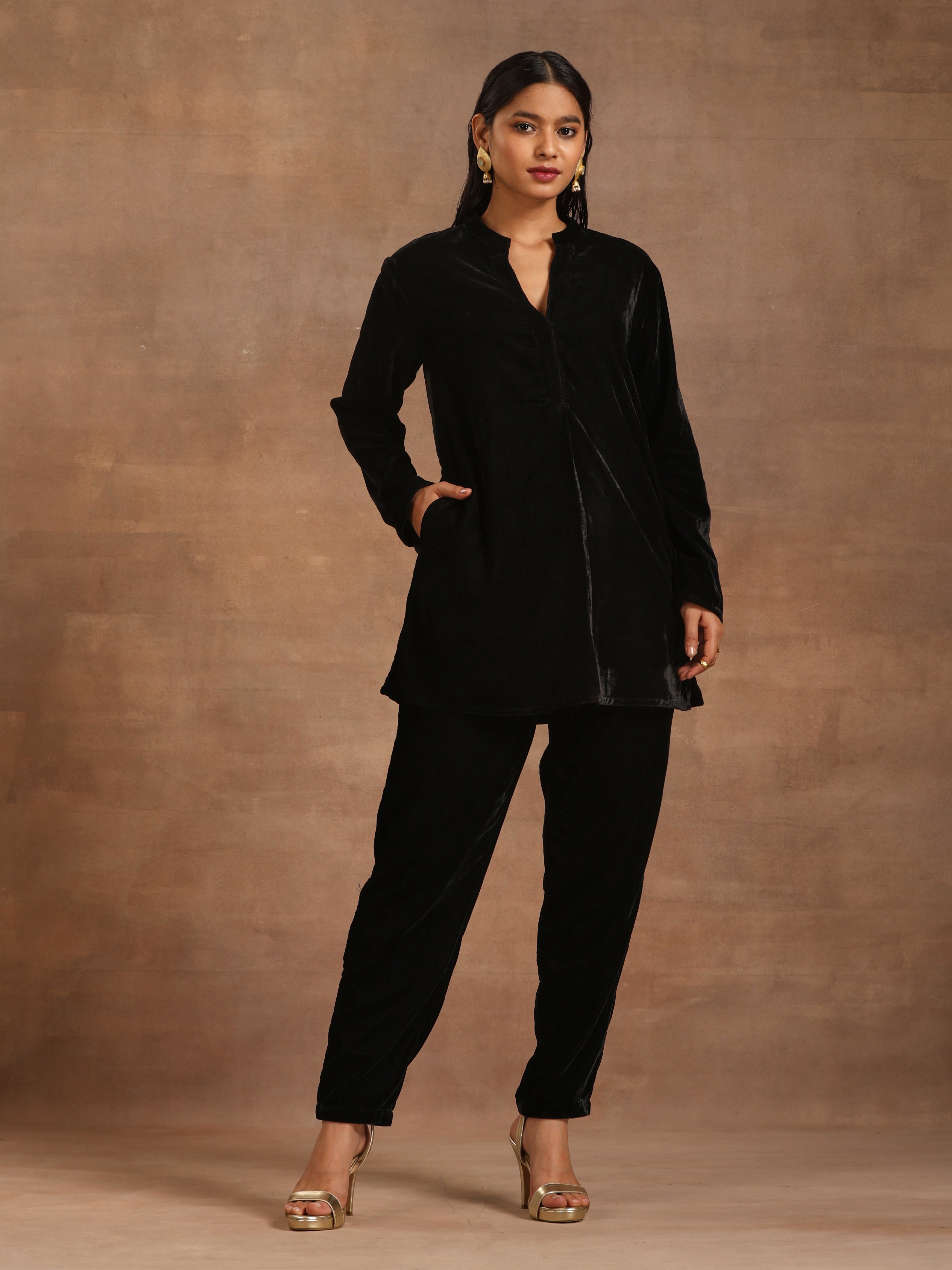 trueBrowns Black Velvet Solid Co-ord Set - Distacart