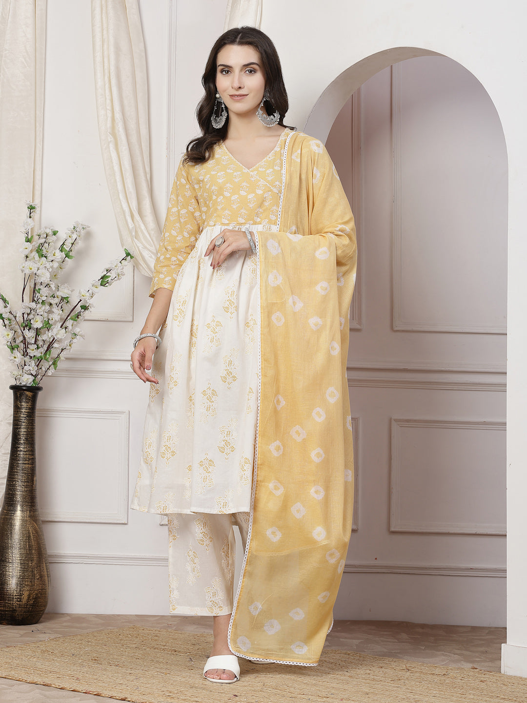 BulBul Nisha Cotton Off white Kurta Set with Dupatta