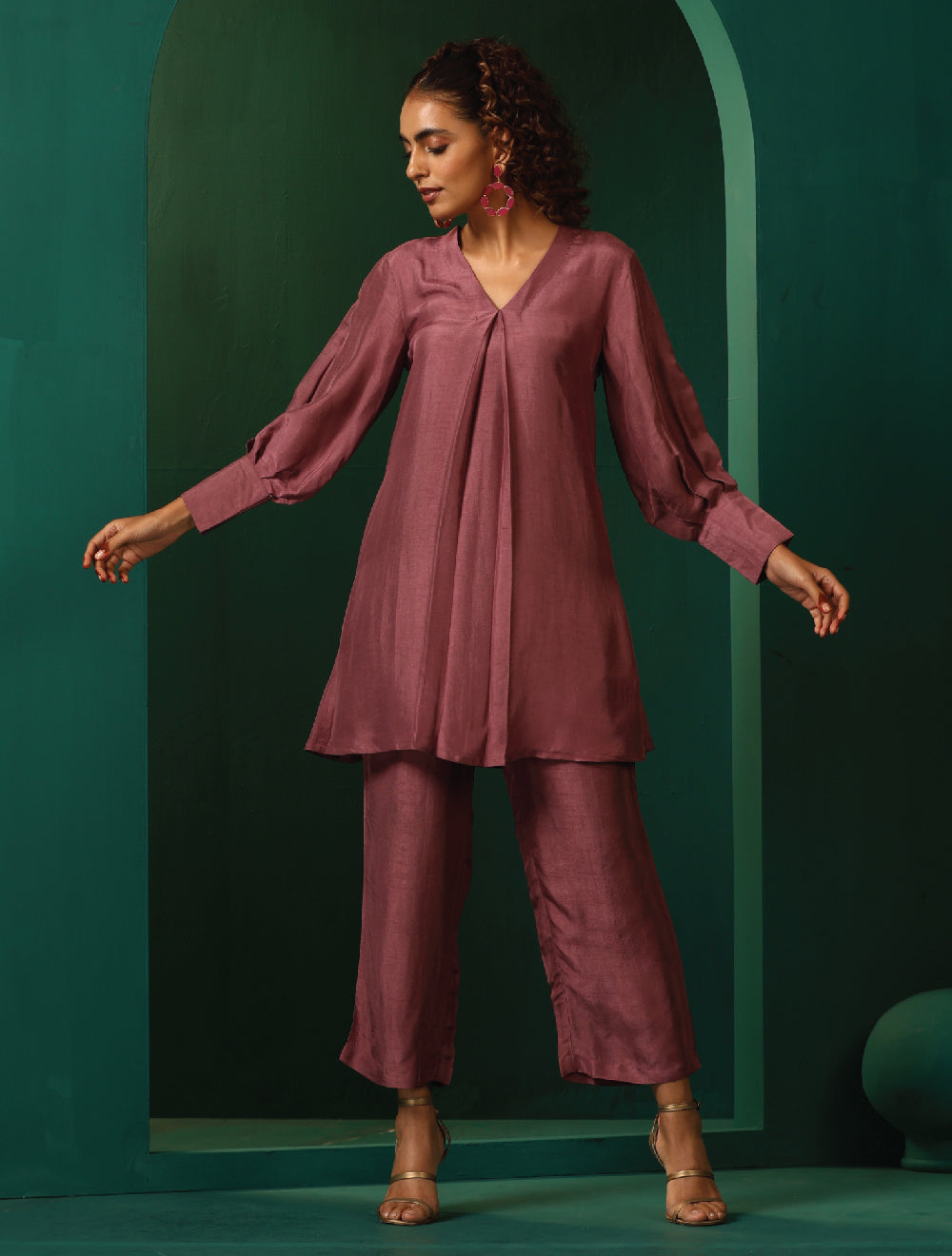 trueBrowns Light Mauve Silk Front Pleat Co-ord Set - Distacart