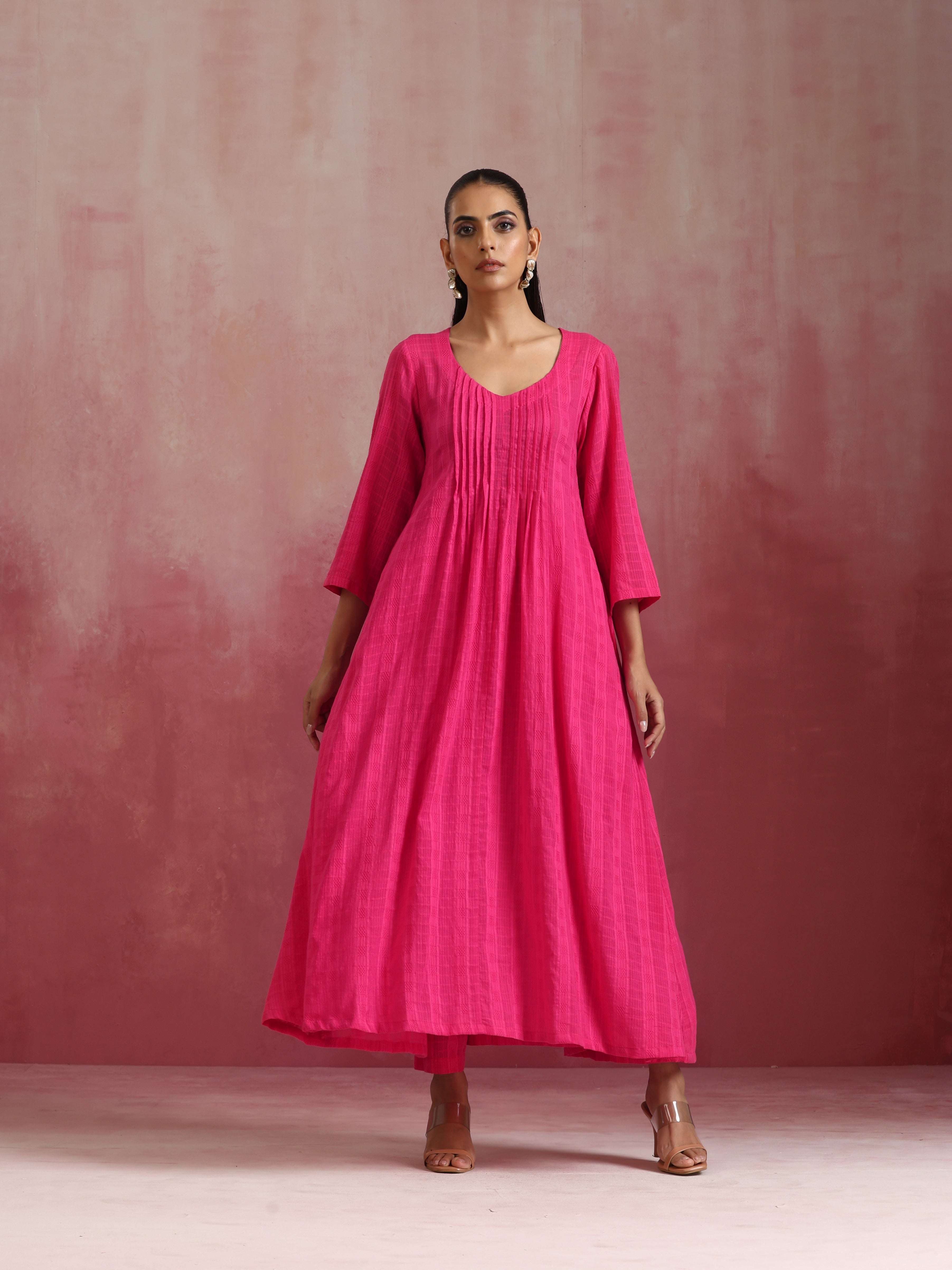 trueBrowns Pink Cotton Dobby Kurta Set - Distacart