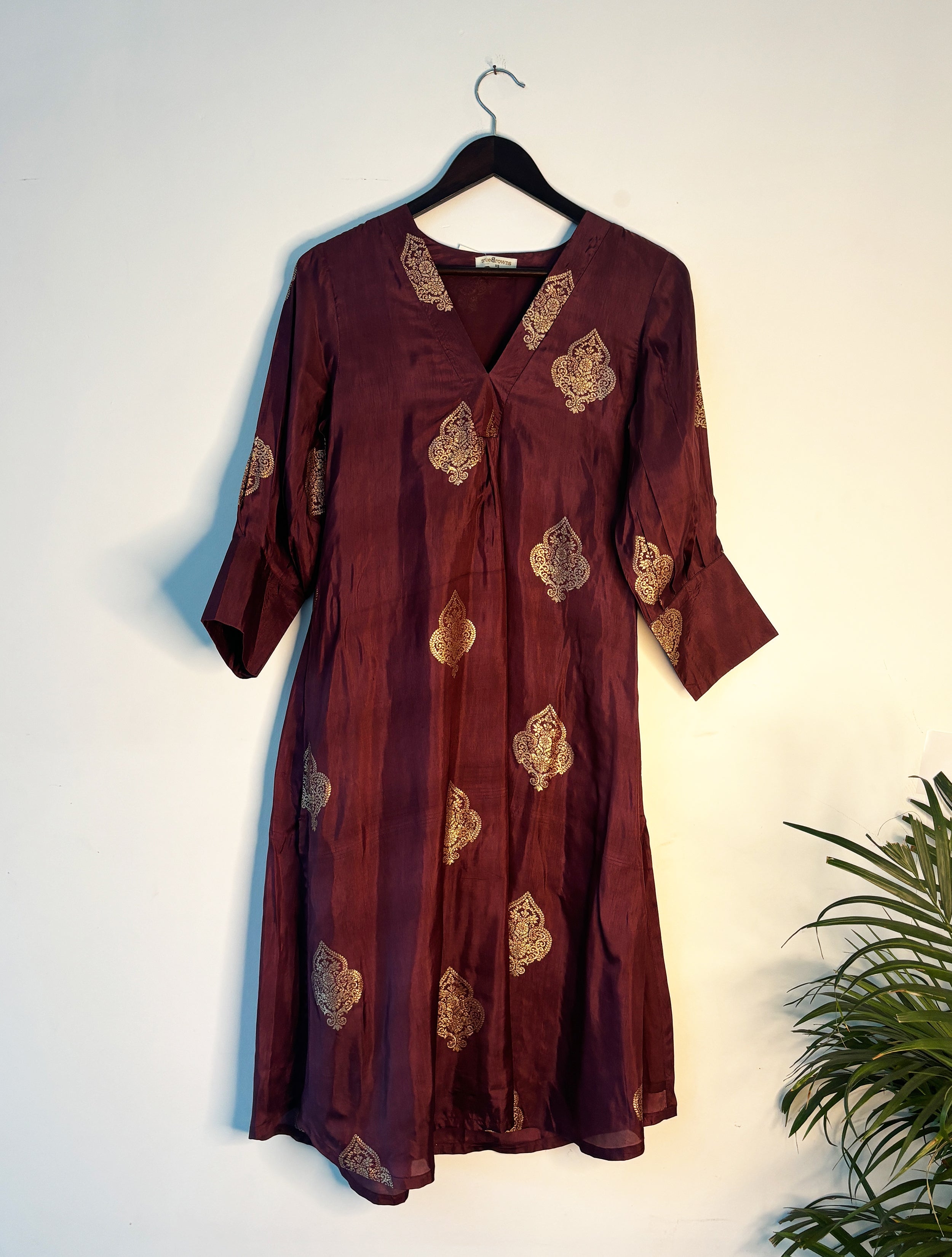 trueBrowns Purple Zari Kurta - Distacart