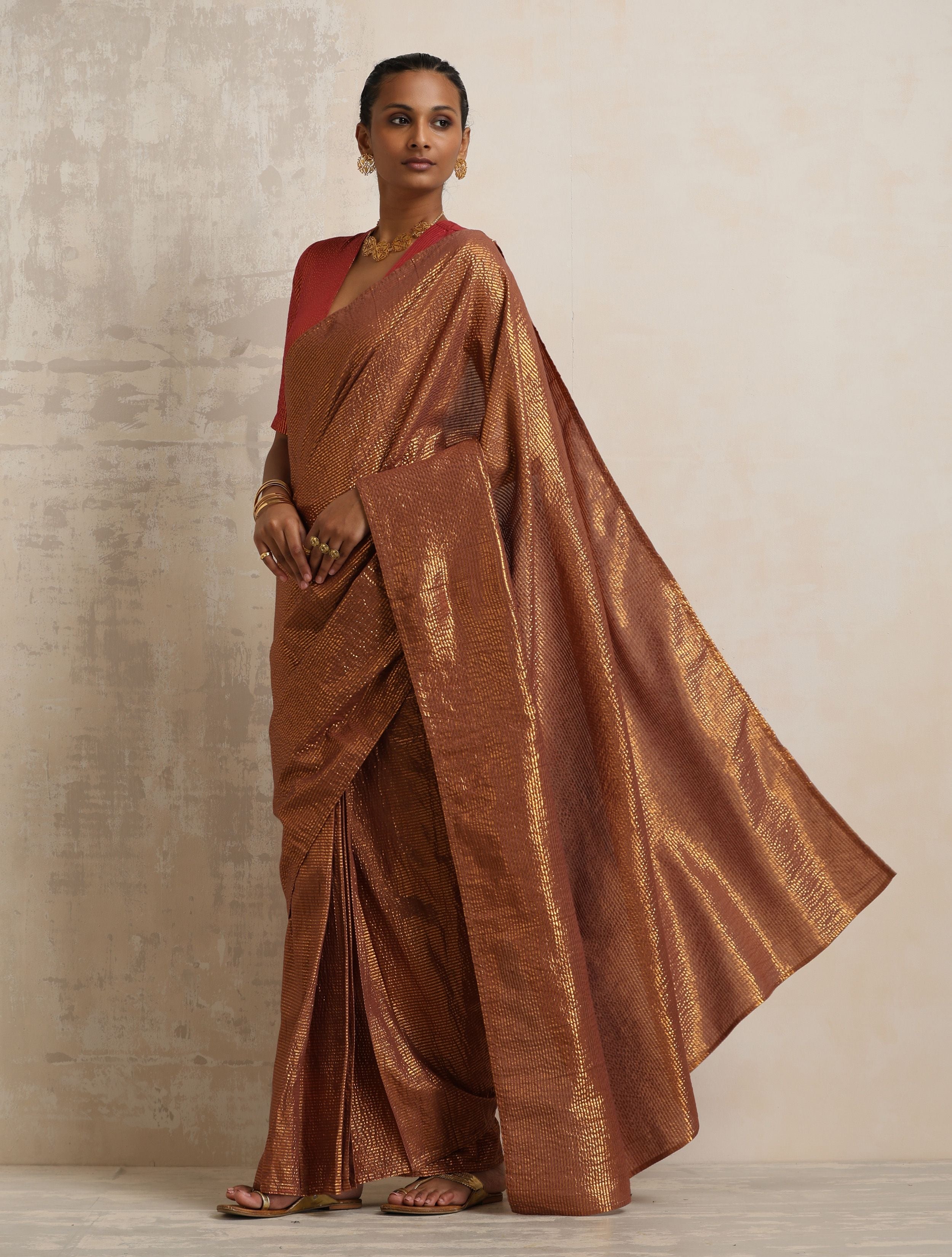 trueBrowns Brown Gold Lurex Ready To Wear Saree - Distacart