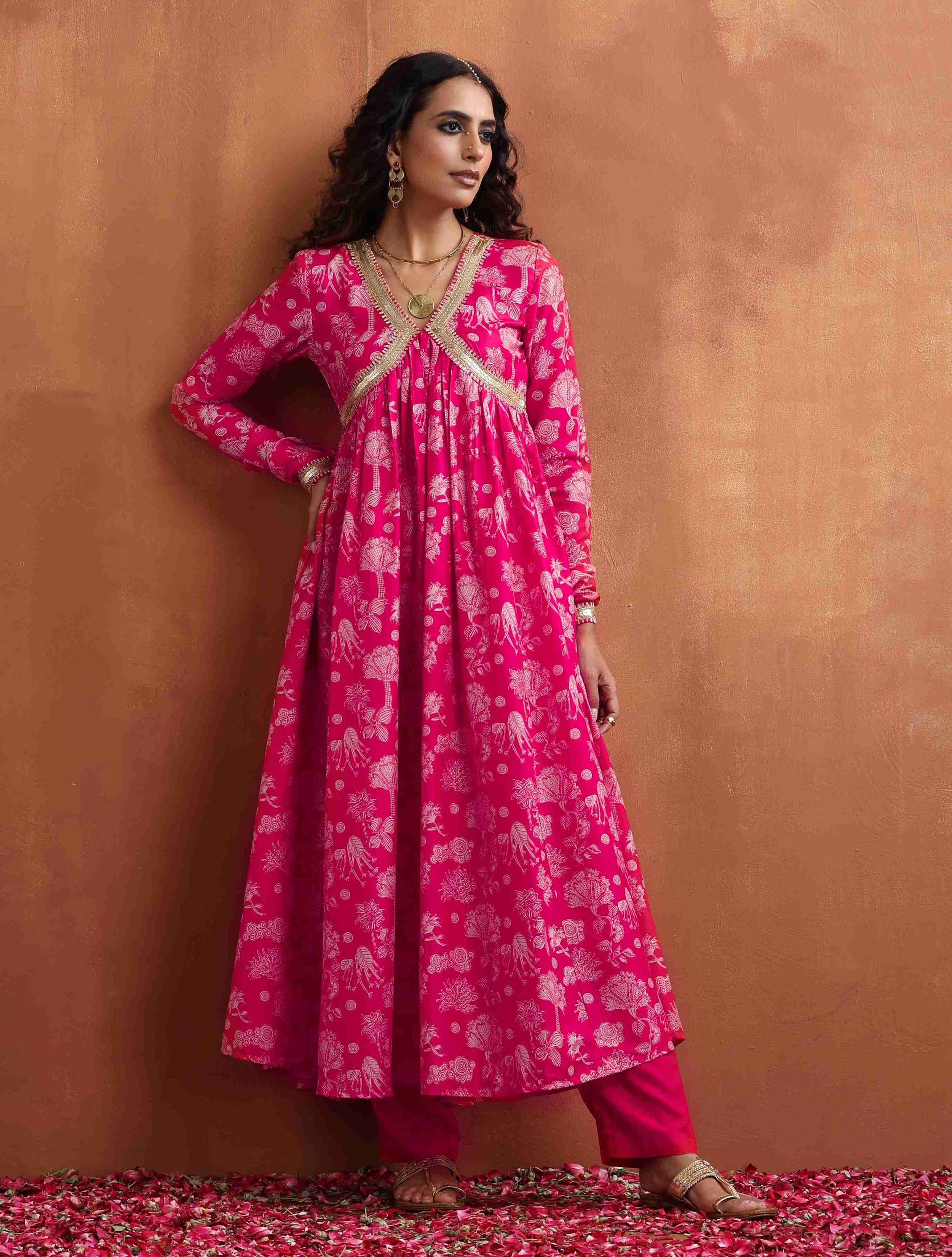 trueBrowns Red Print Flared Anarkali Kurta Set - Distacart