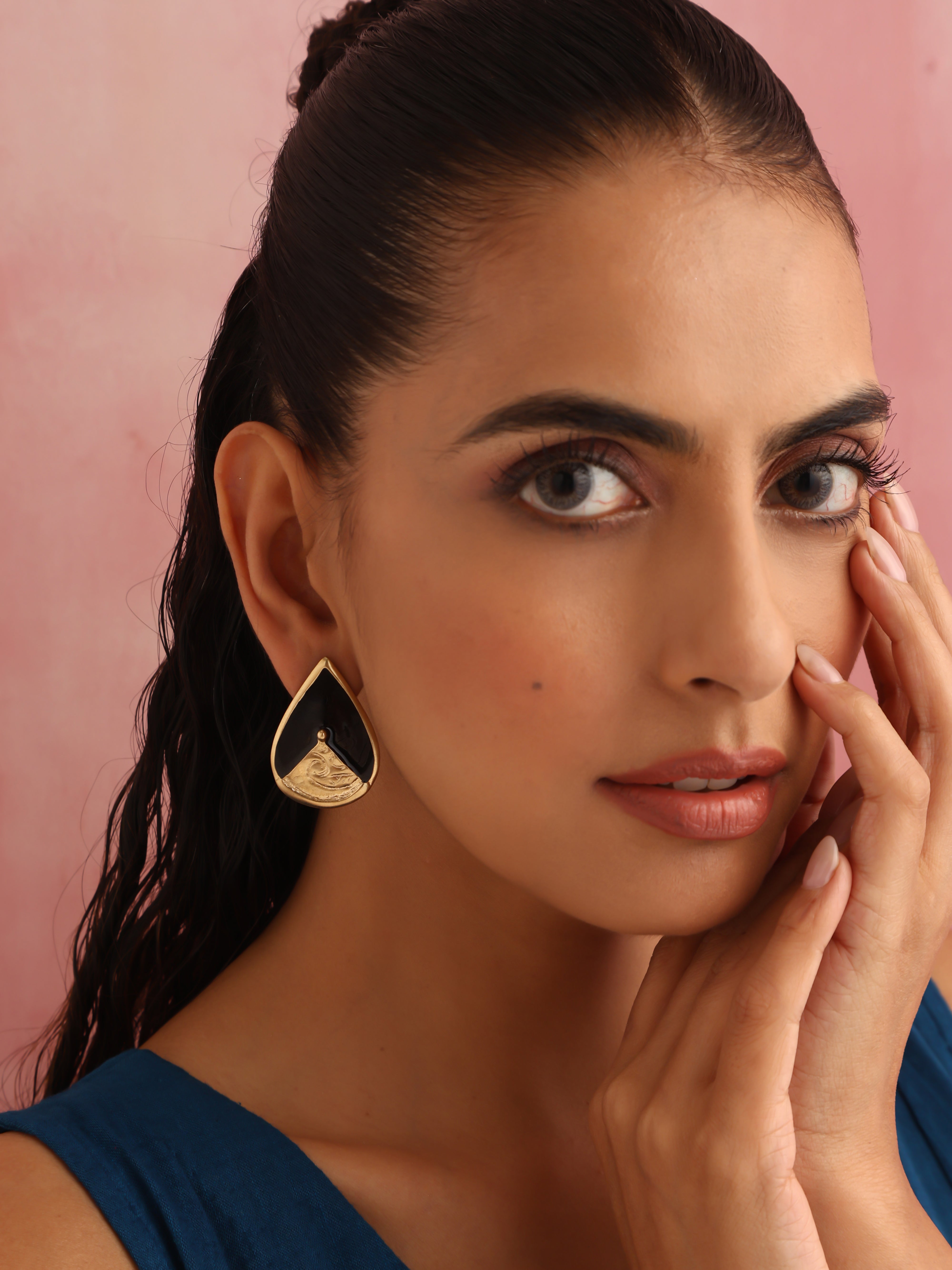 trueBrowns Brass Black Stone Drop Stud Earrings - Distacart