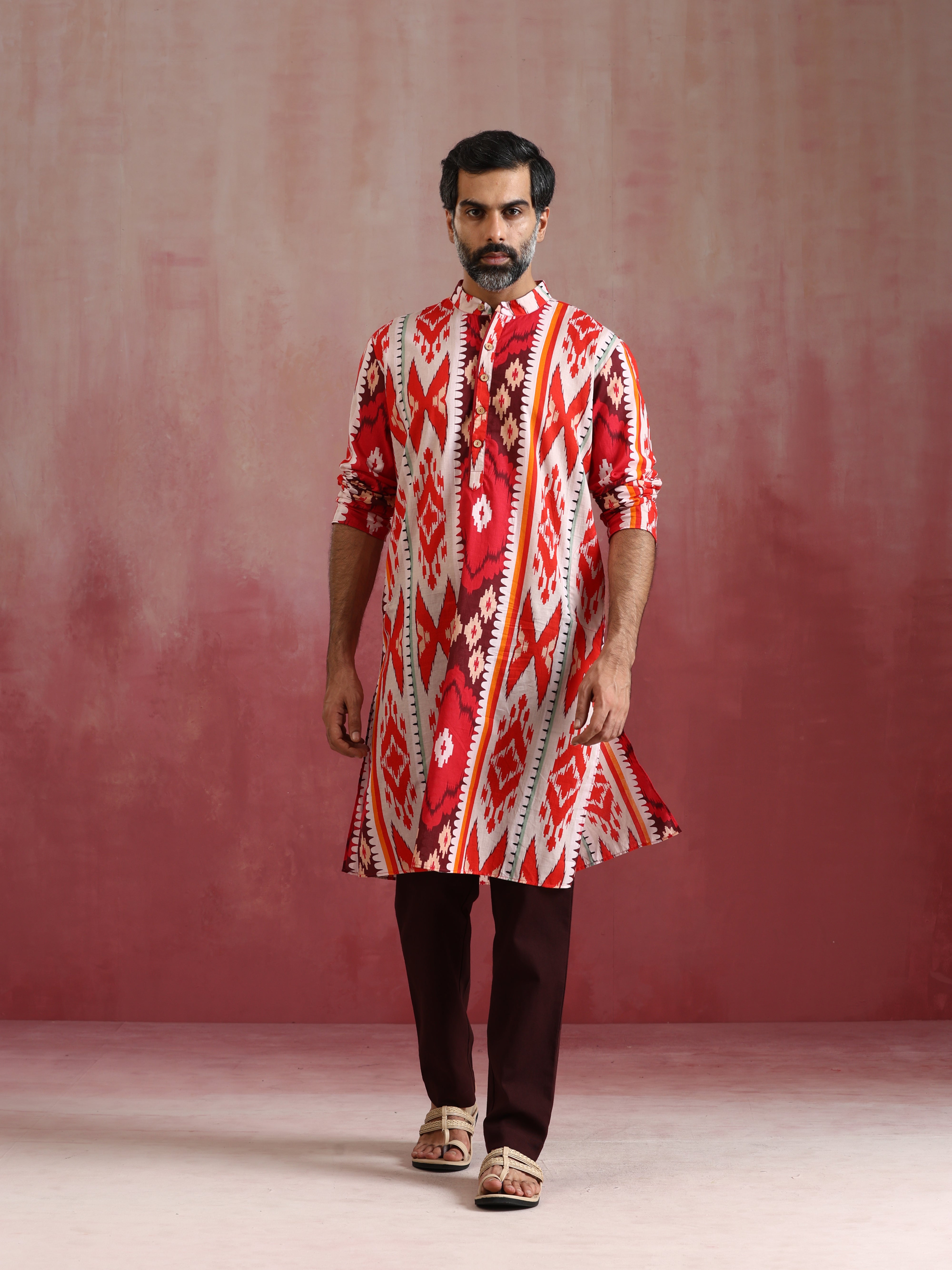 trueBrowns Men's Maroon Ikat Print Mandarin Collar Kurta - Distacart