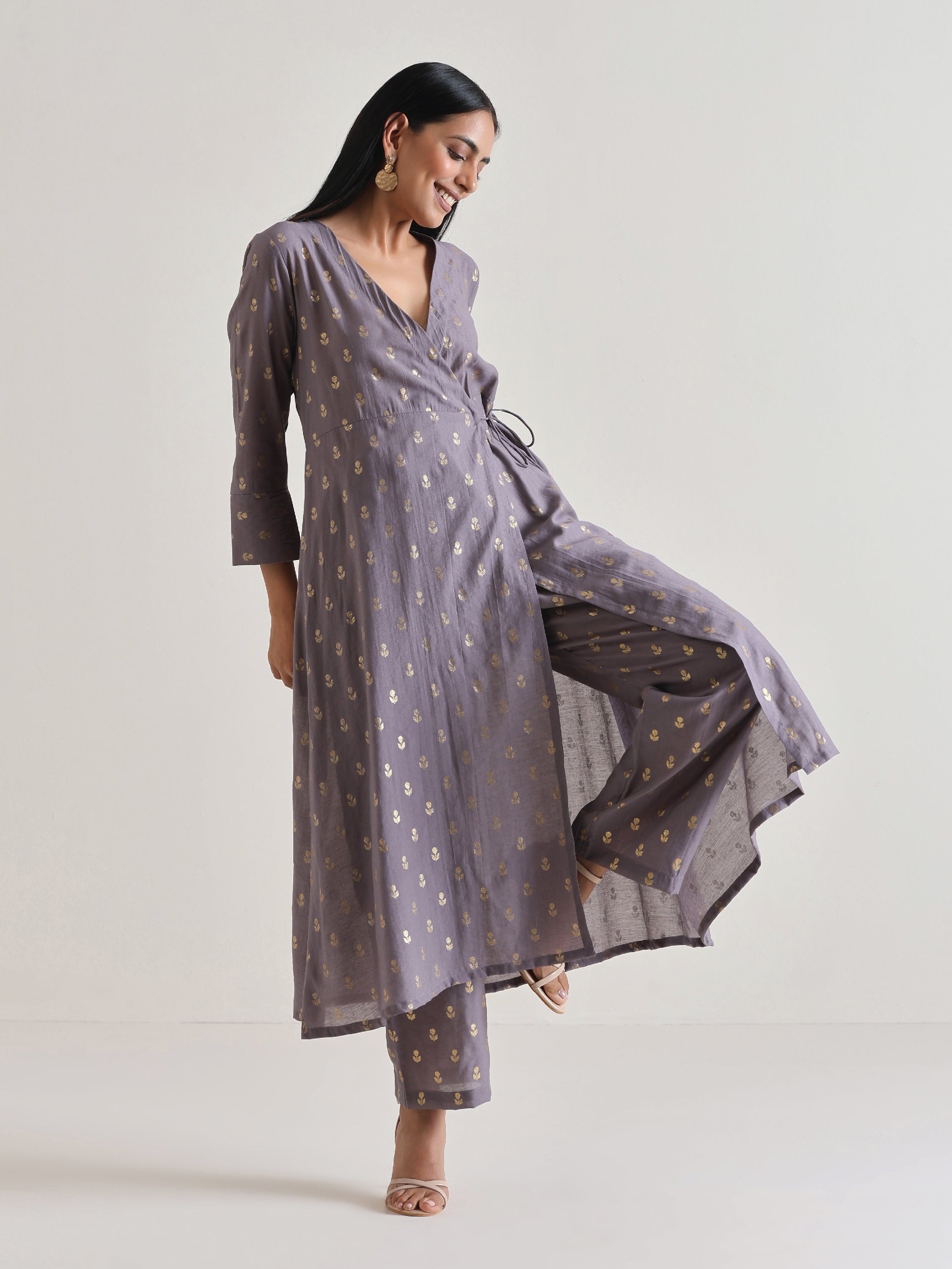 trueBrowns Plum Grey Foil Angrakha Kurta Set - Distacart