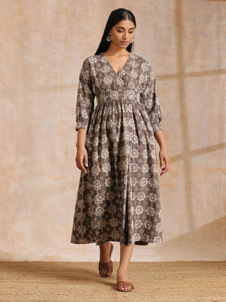 trueBrowns Clay Dabu Overall Print Cotton Wrap Dress | Relove