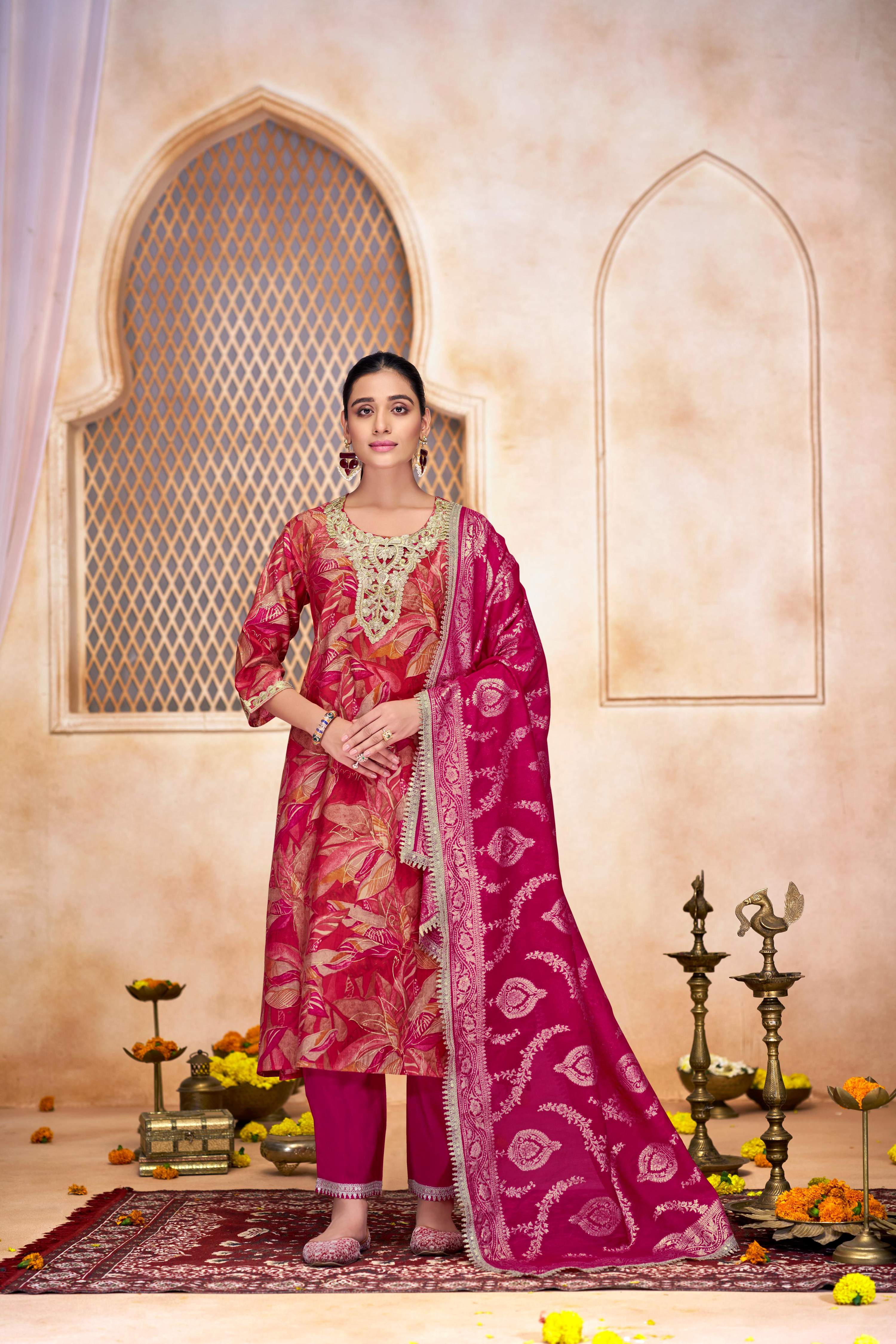 BulBul Rashmi Printed Fuschia Kurta Set with Dupatta