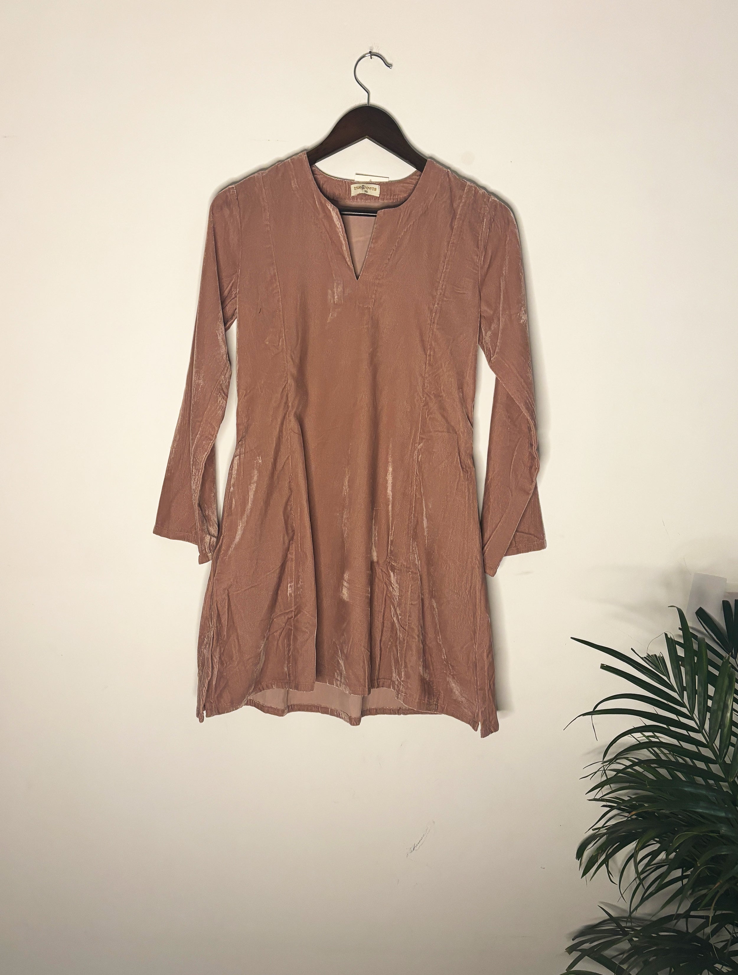 trueBrowns Pink Velvet Short Top - Distacart