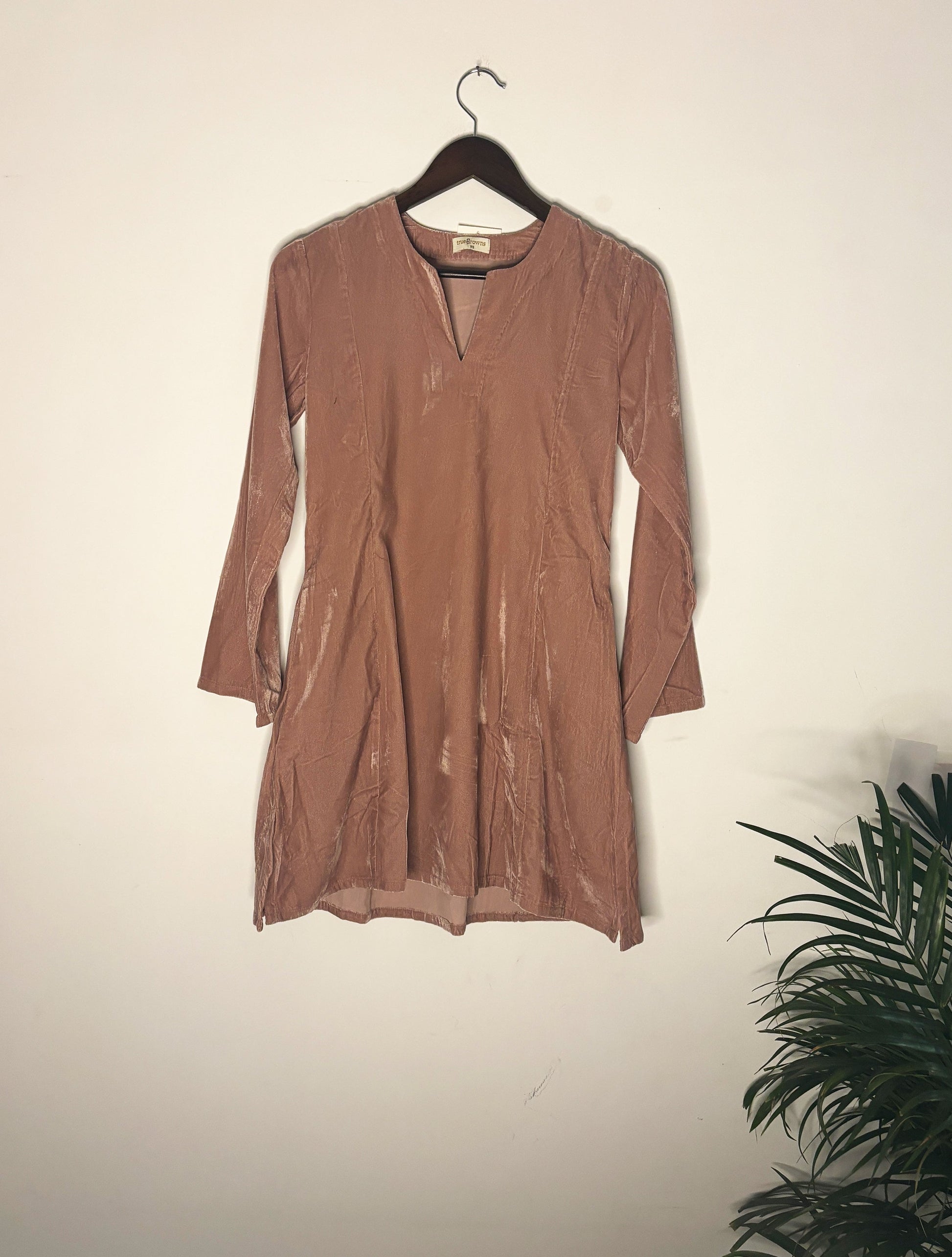 trueBrowns Pink Velvet Short Top - Distacart