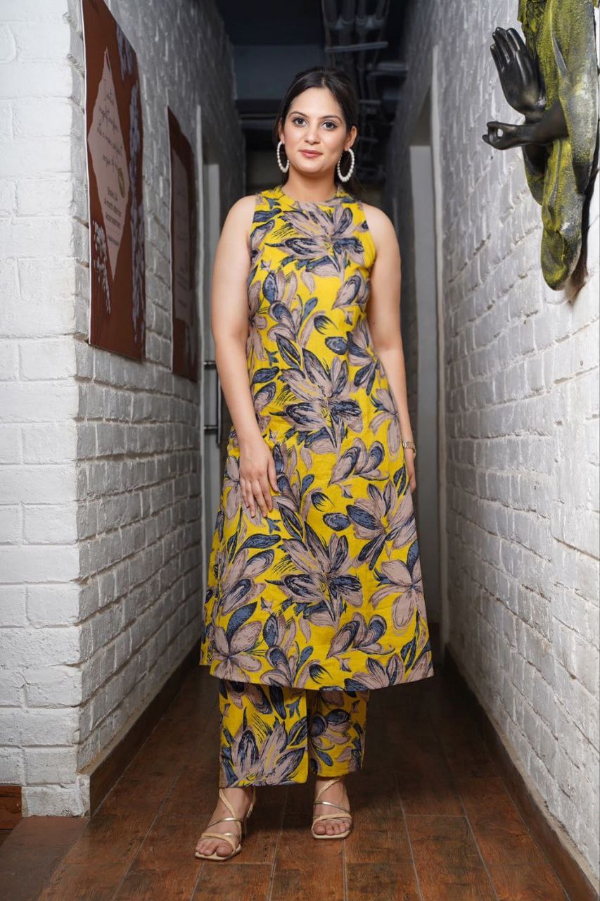 NOZ2TOZ Floral Printed Knee Length Rayon Co-ords Set - Distacart