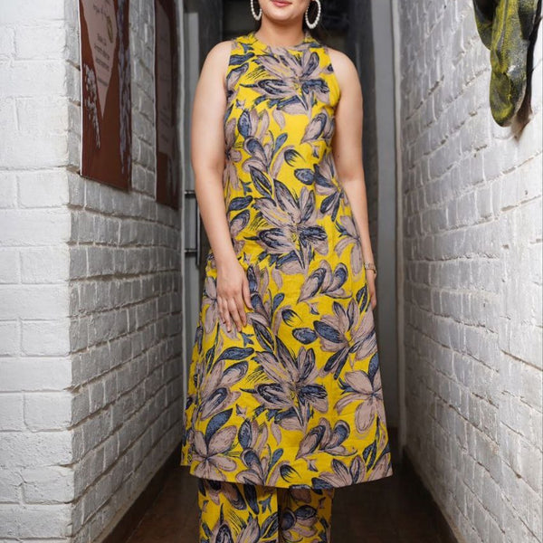 NOZ2TOZ Floral Printed Knee Length Rayon Co-ords Set - Distacart