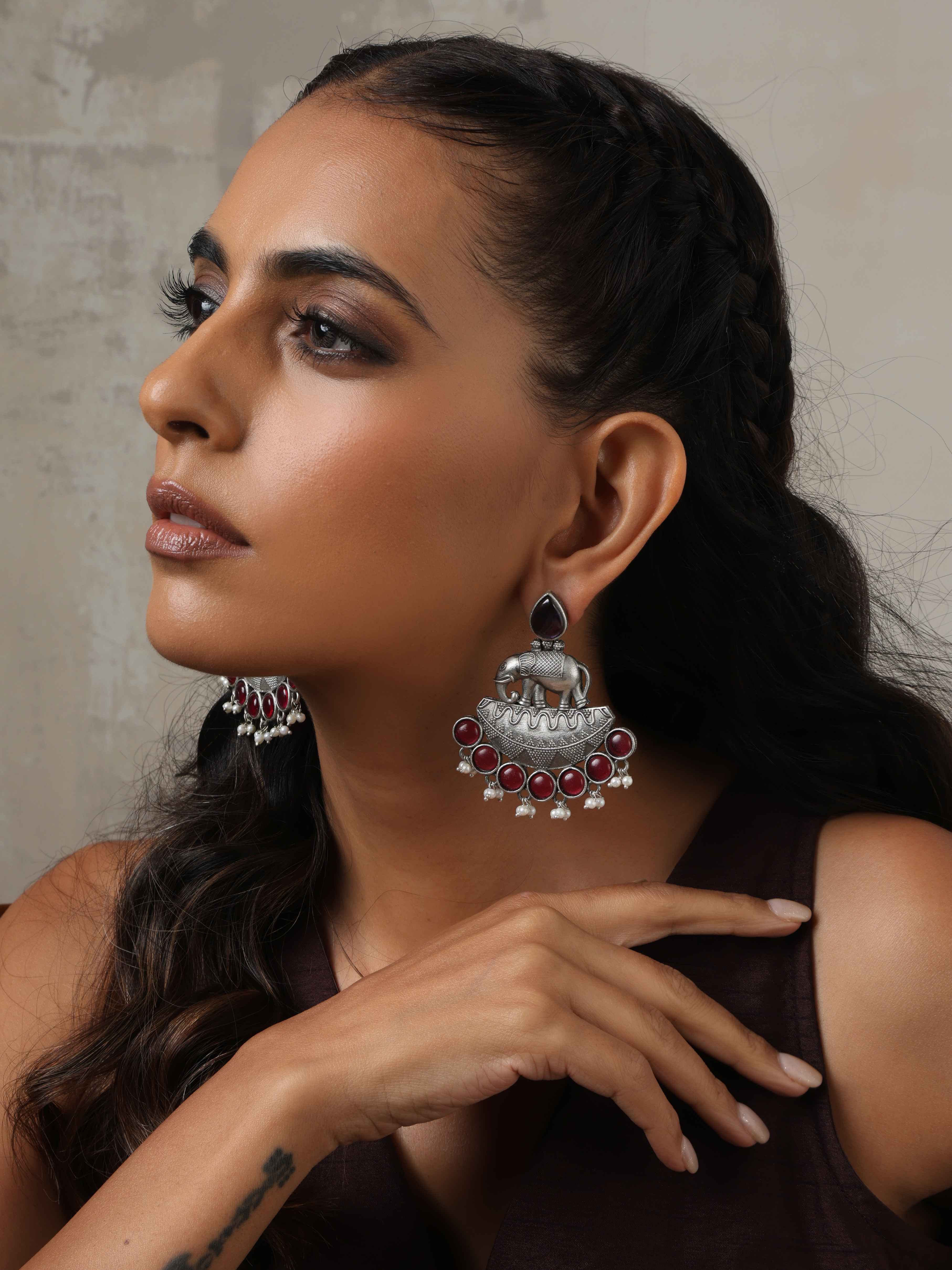 trueBrowns Silver Tone Elephant Dangle Earrings - Distacart