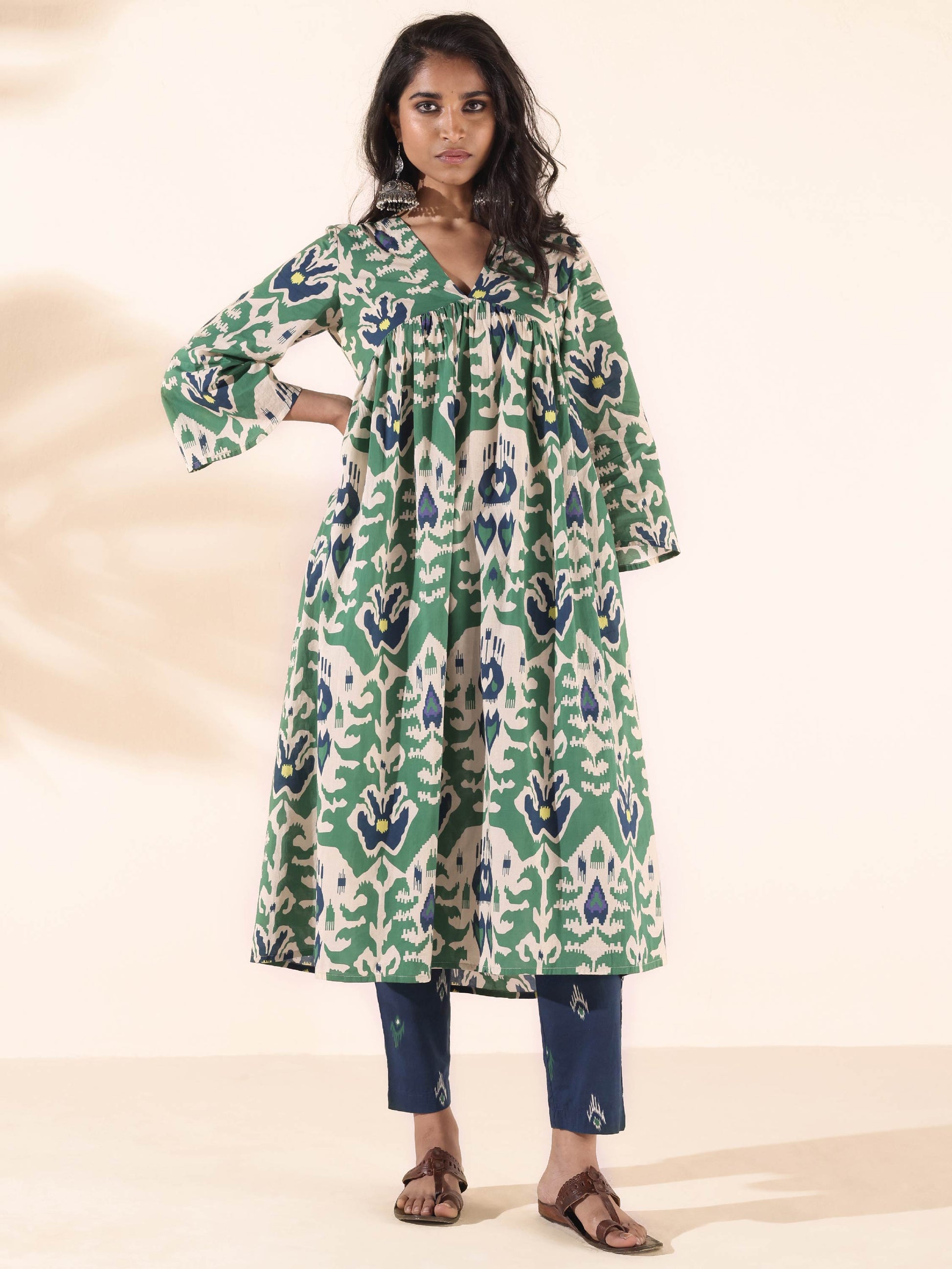 trueBrowns Green Cotton Ikat Flared Kurta Pant Set - Distacart