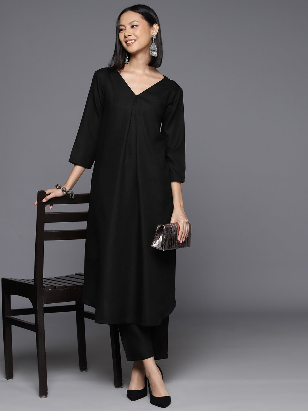 Varanga Women Black Solid A-Line Kurta Paired With Tonal Bottom - Distacart