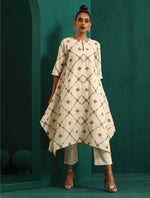 Thumbnail for trueBrowns Ivory Rhombus Cotton Handkerchief Kurta Pant Set - Distacart