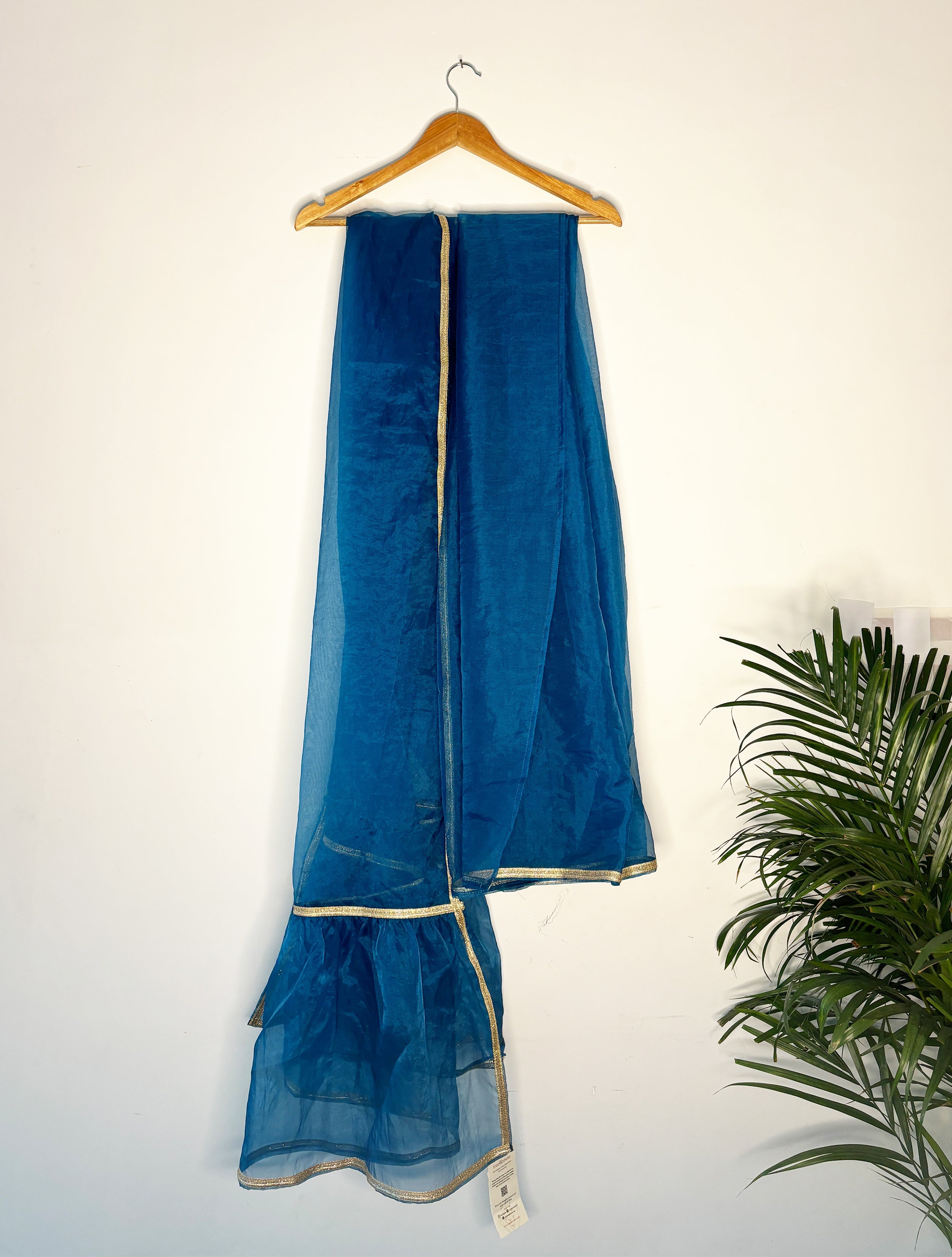 trueBrowns Teal Organza Pre-Stitched Saree - Distacart