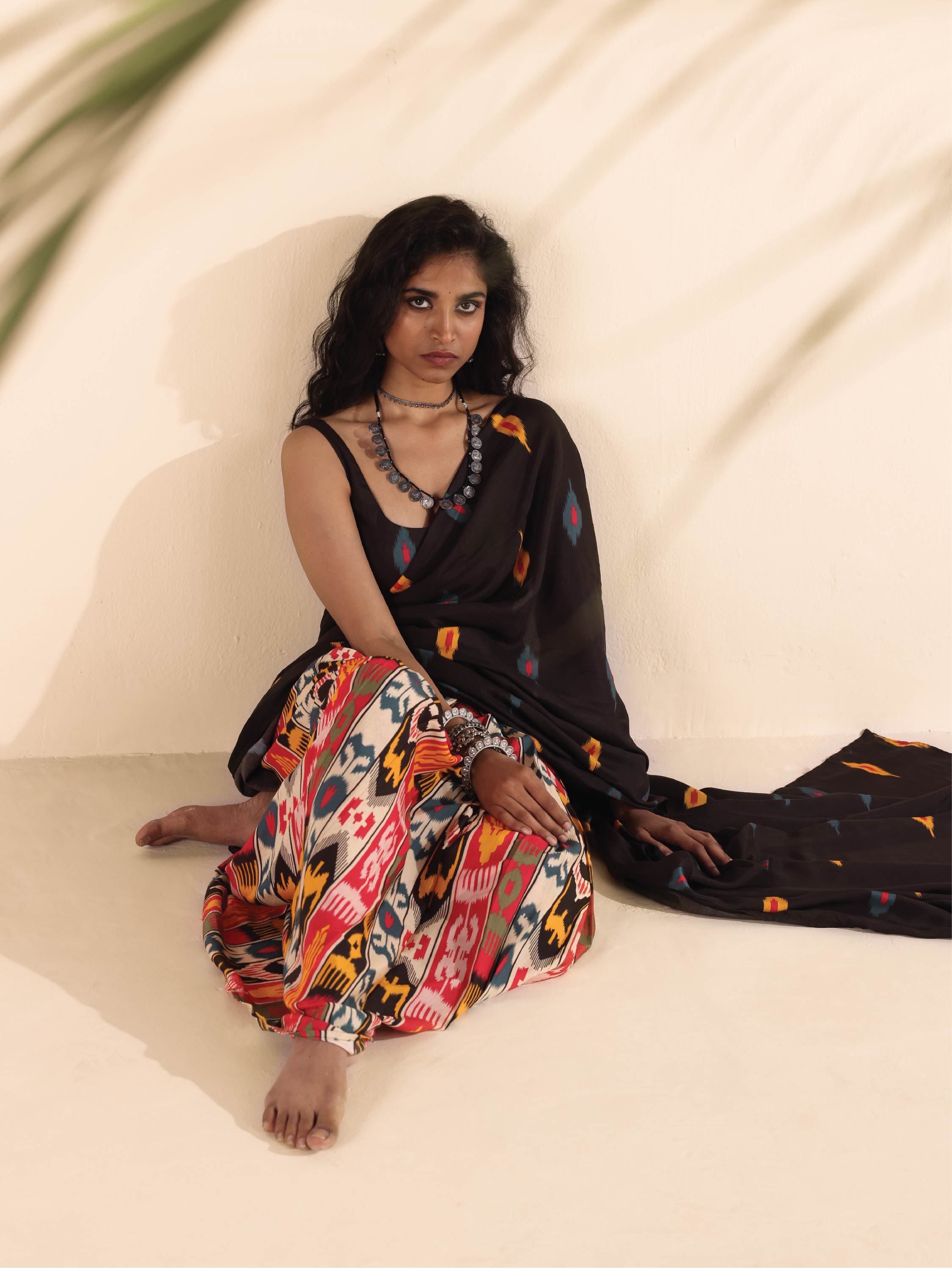 trueBrowns Cola Muslin Ikat Saree - Distacart
