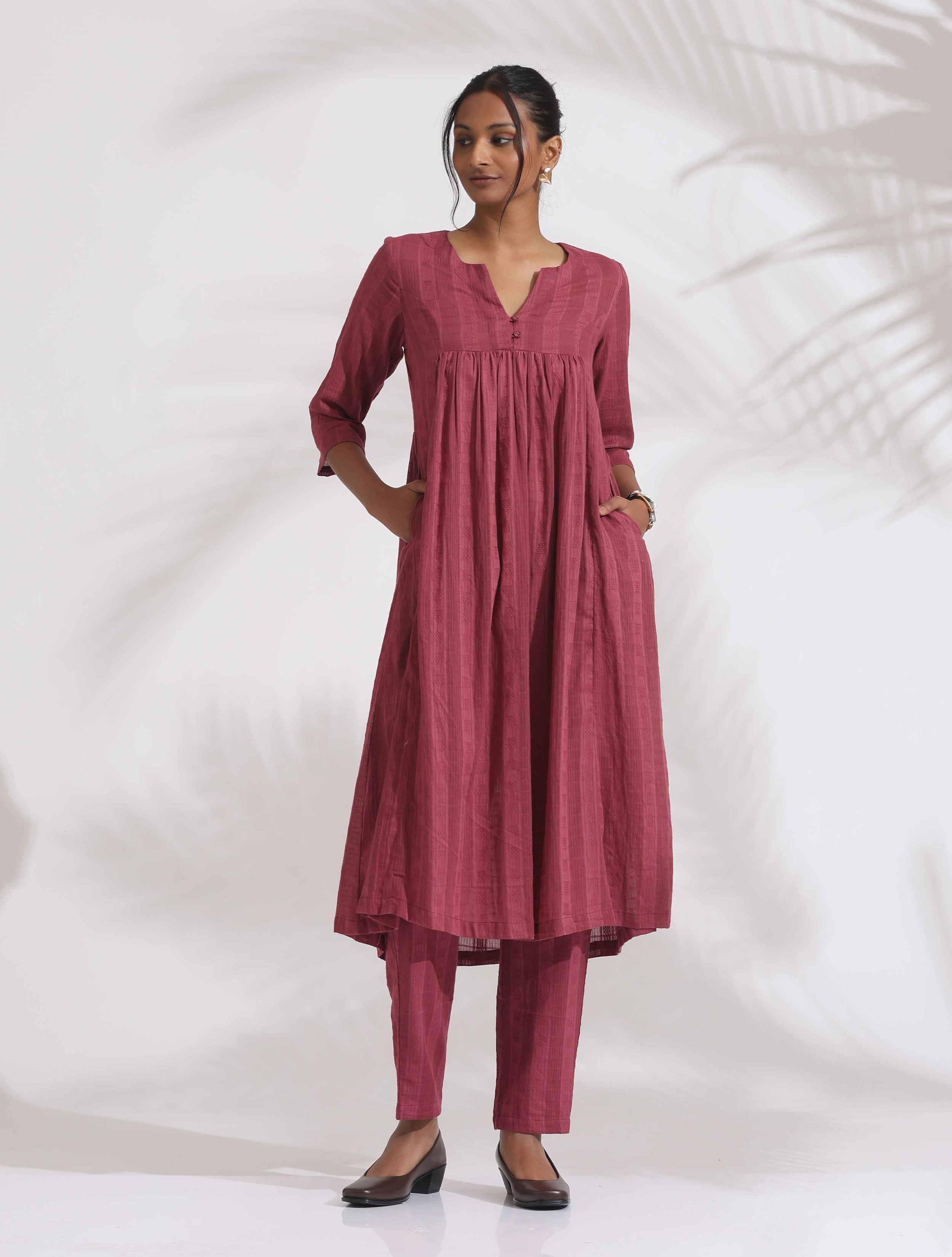 trueBrowns Maroon Cotton Flared Kurta Set - Distacart