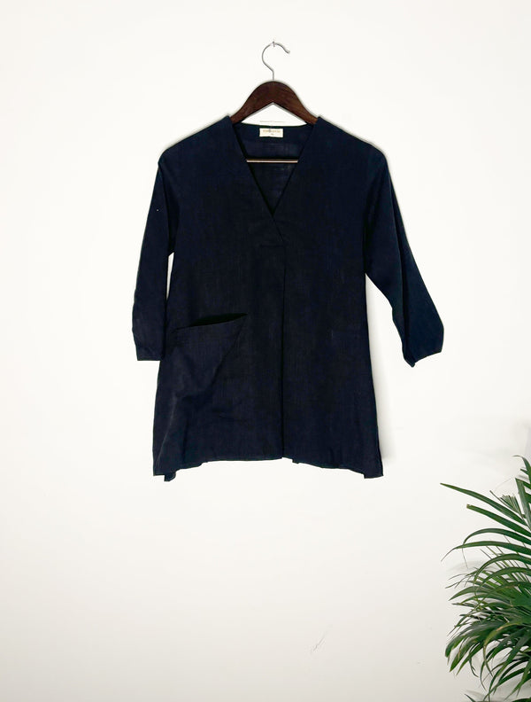 trueBrowns Black Slub Short Top