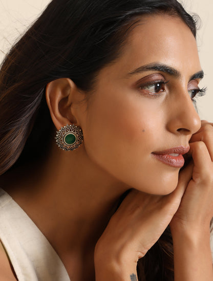 trueBrowns Silver Green Stud Earrings - Distacart