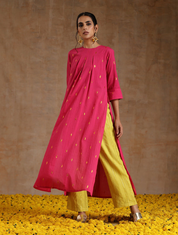 trueBrowns Pink Gold Cotton Neck Pleat Kurta Set - Distacart