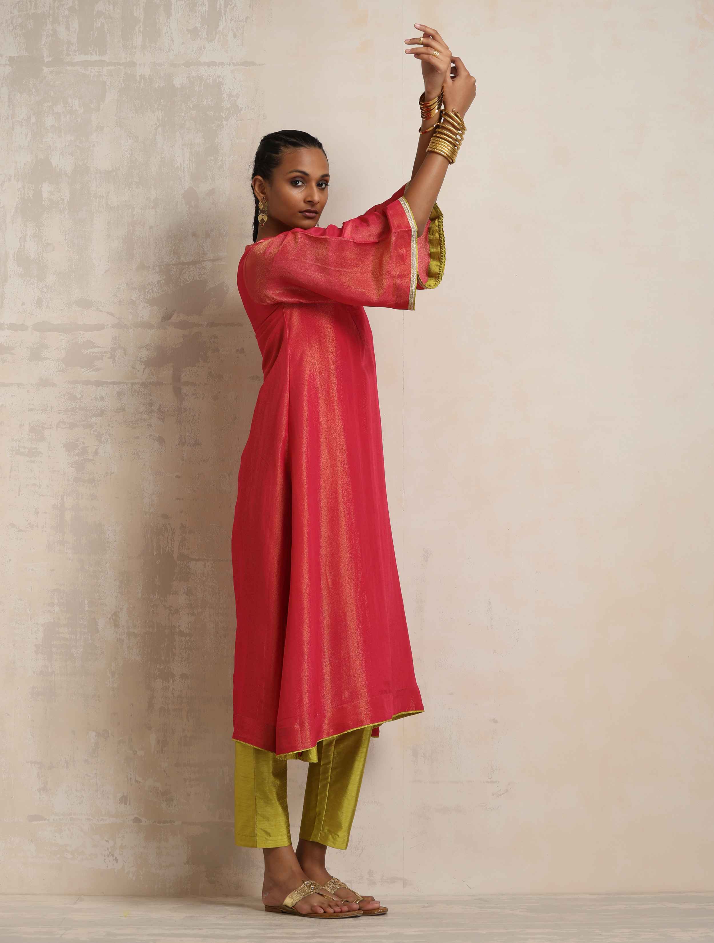 trueBrowns Hot Pink Tissue Flared Kurta Set - Distacart