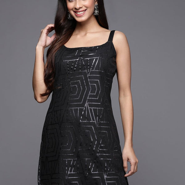 Ahalyaa Square Neck Printed Embellished Crepe Tunic - Distacart