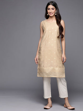 Ahalyaa Women Tan & Gold-Toned Geometric Printed Kurta - Distacart