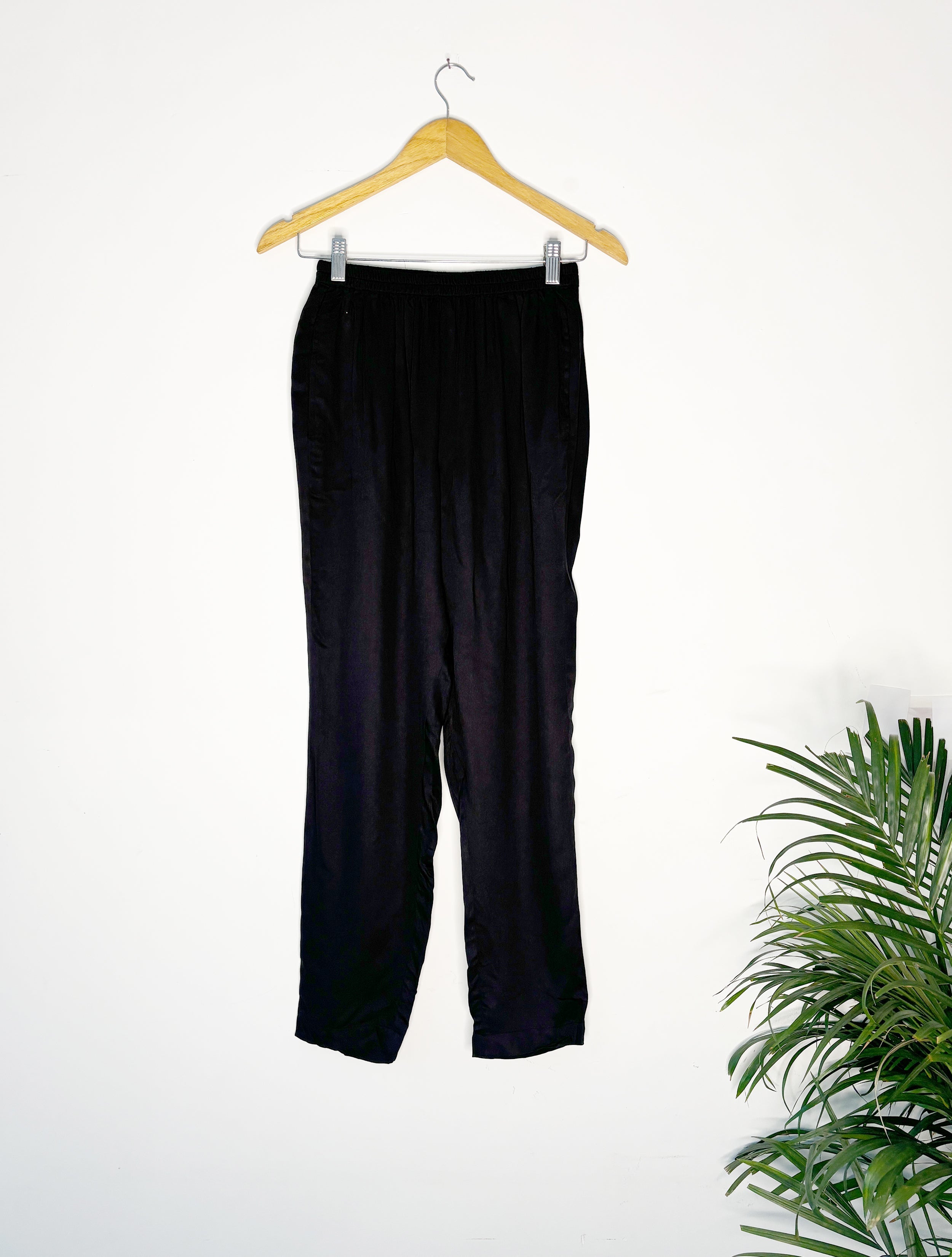 trueBrowns Black Crinkle pant - Distacart