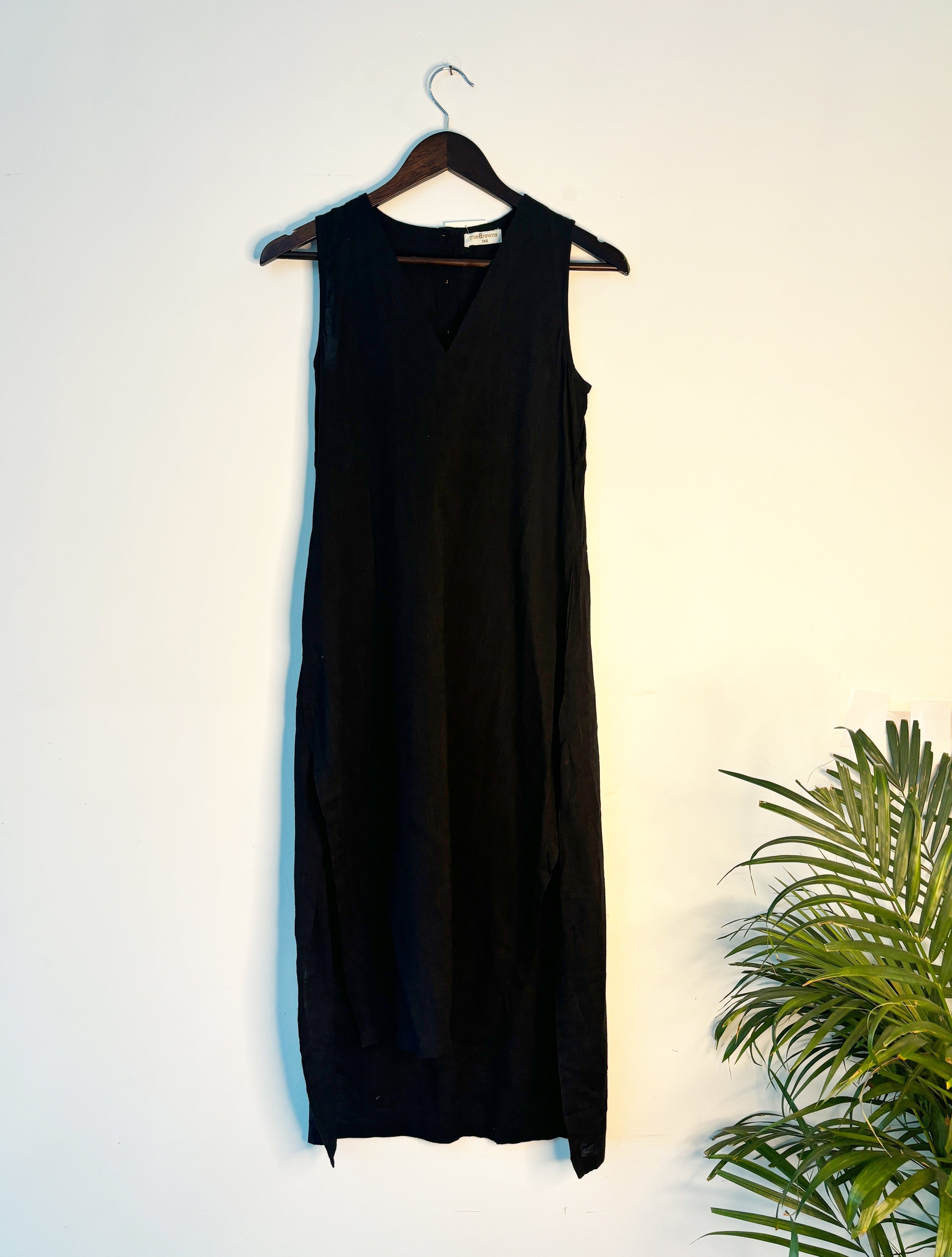 trueBrowns Black Slub Dress - Distacart