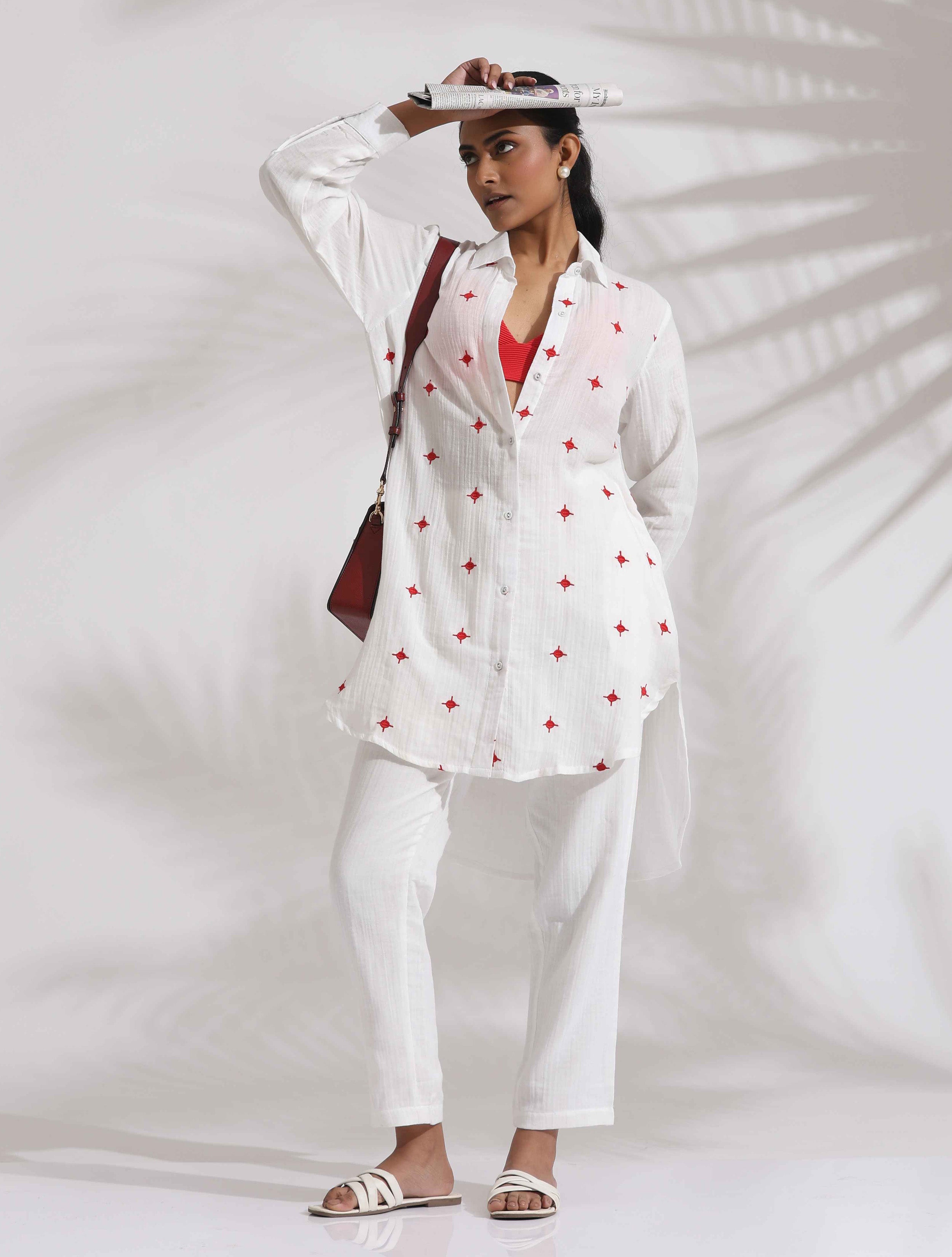 trueBrowns White Cotton Embroidered Kurta Co-ord Set - Distacart