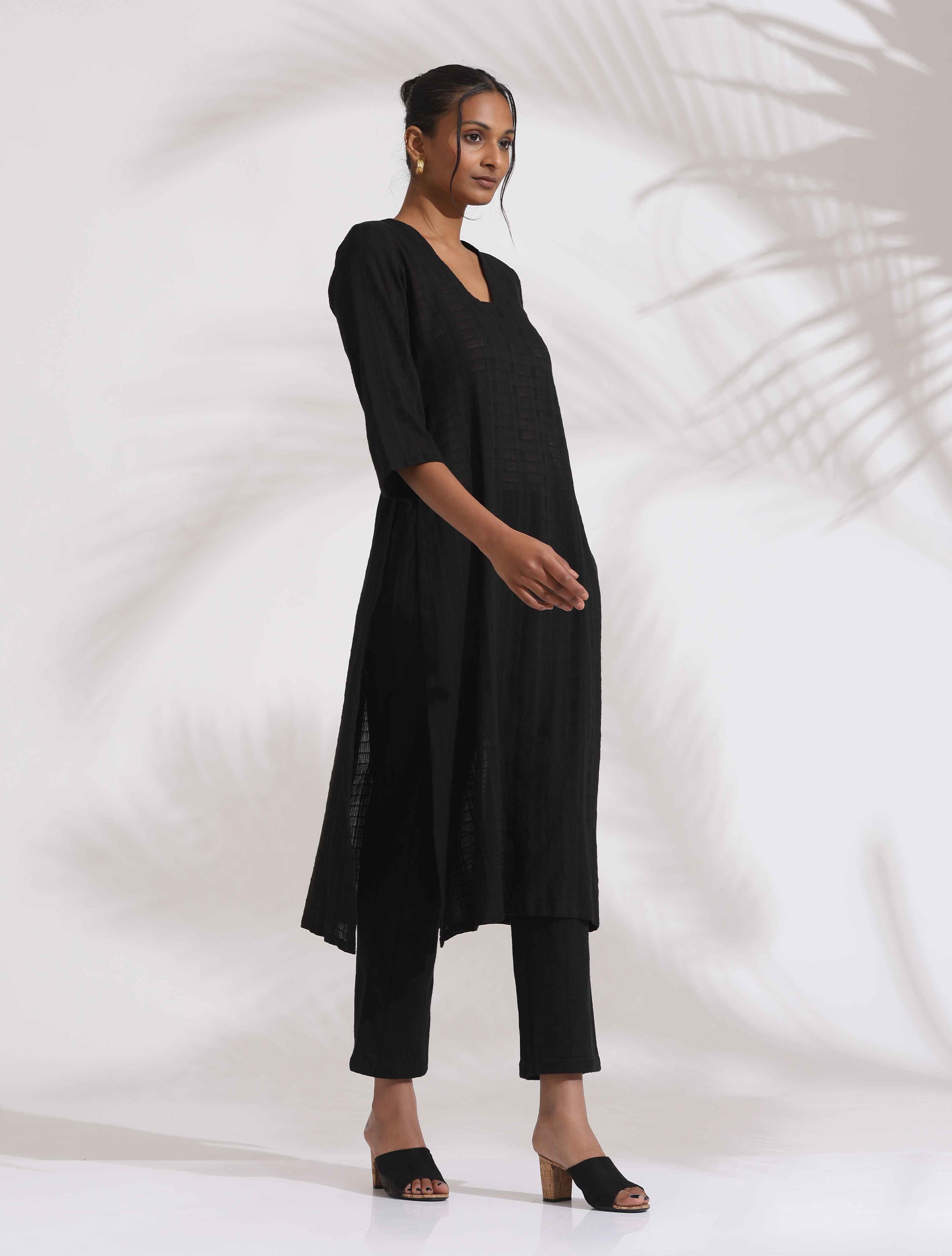 trueBrowns Black Cotton High Slit Kurta Set - Distacart