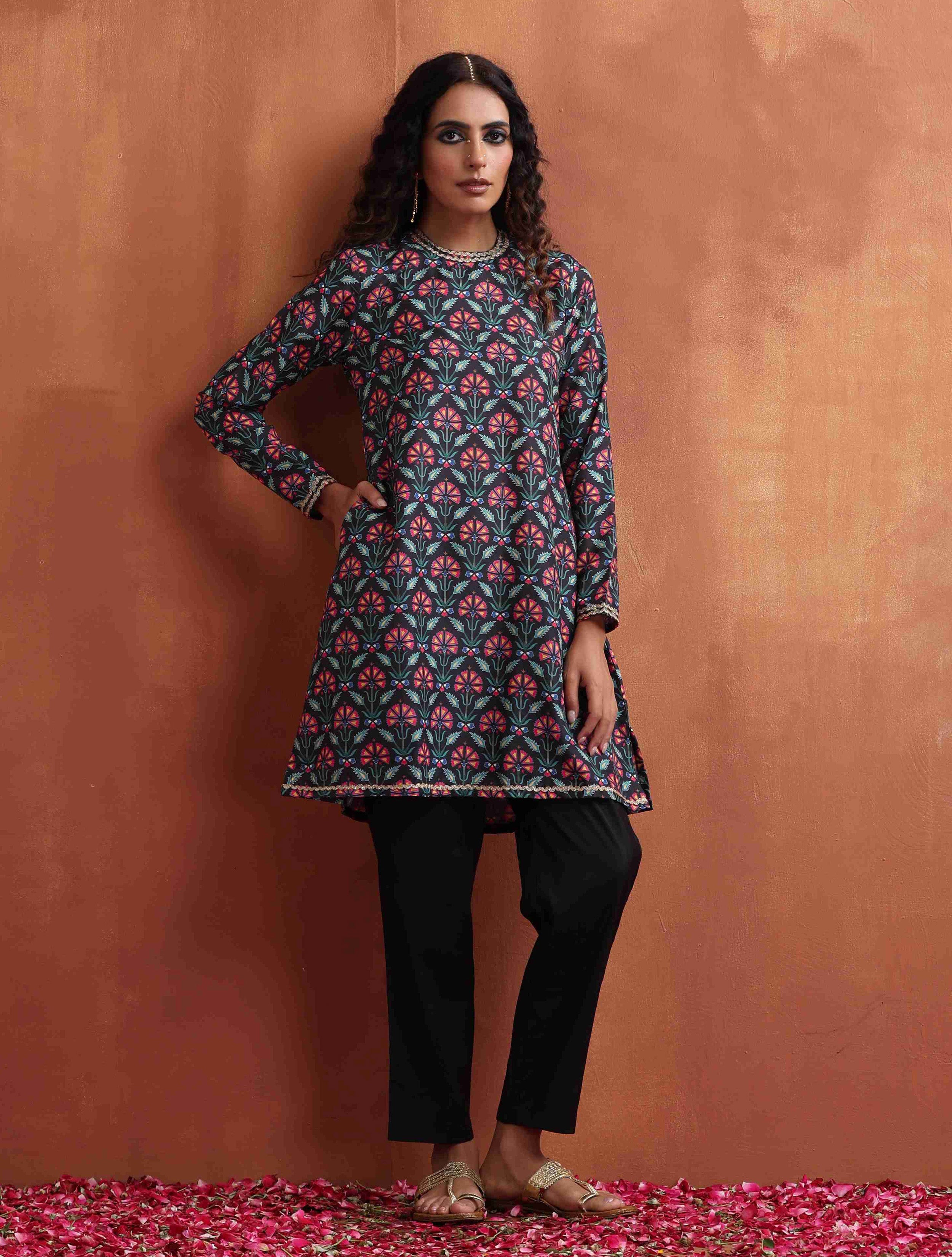 trueBrowns Black Floral Print Co-ord Set - Distacart
