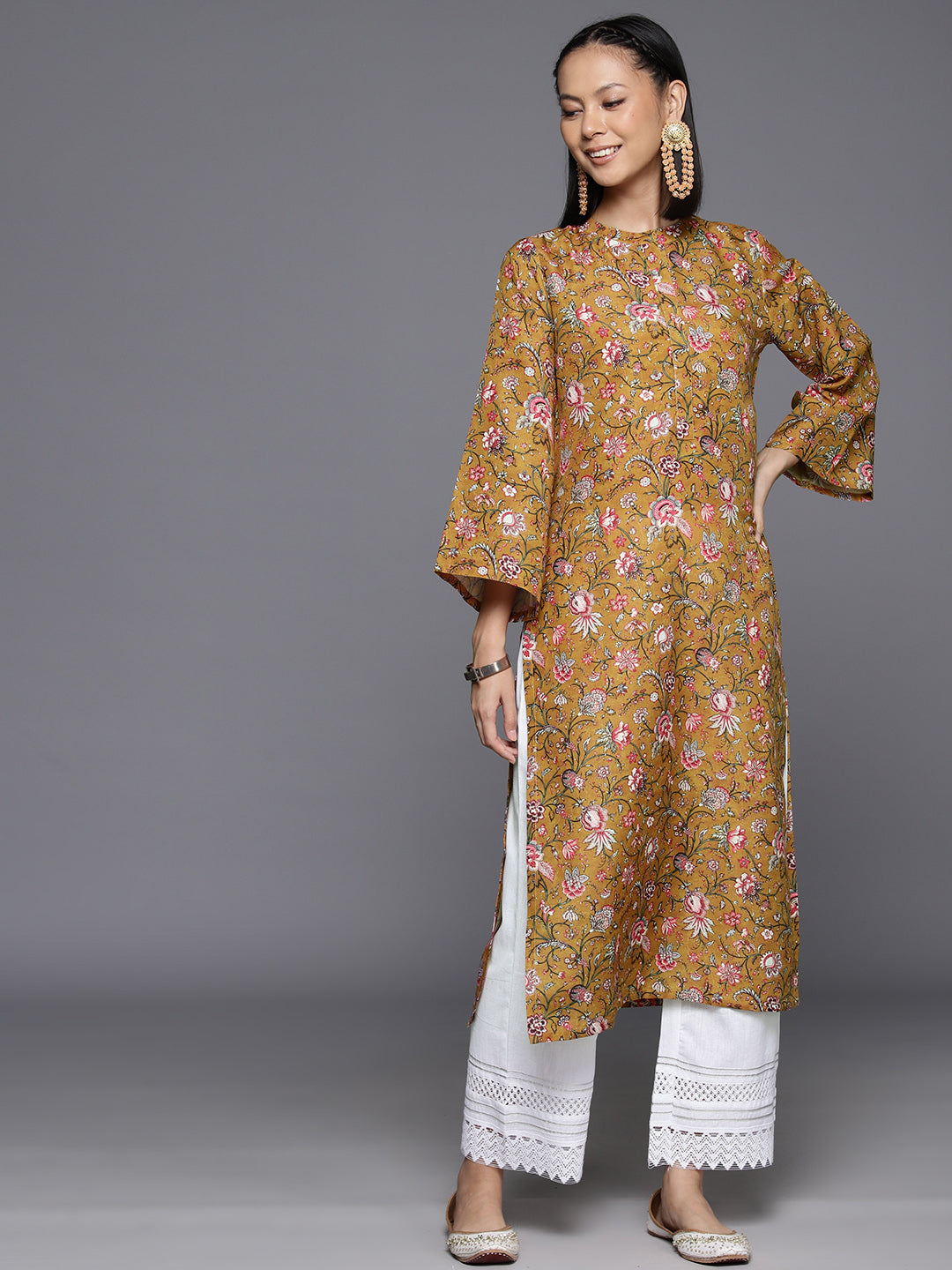 Varanga Women Mustard Floral Printed Straight Kurta With Flared Sleeves - Distacart