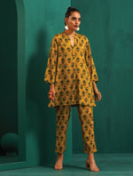 Thumbnail for trueBrowns Mustard Flower Stem Muslin Silk Printed Relaxed Co-ord Set - Distacart