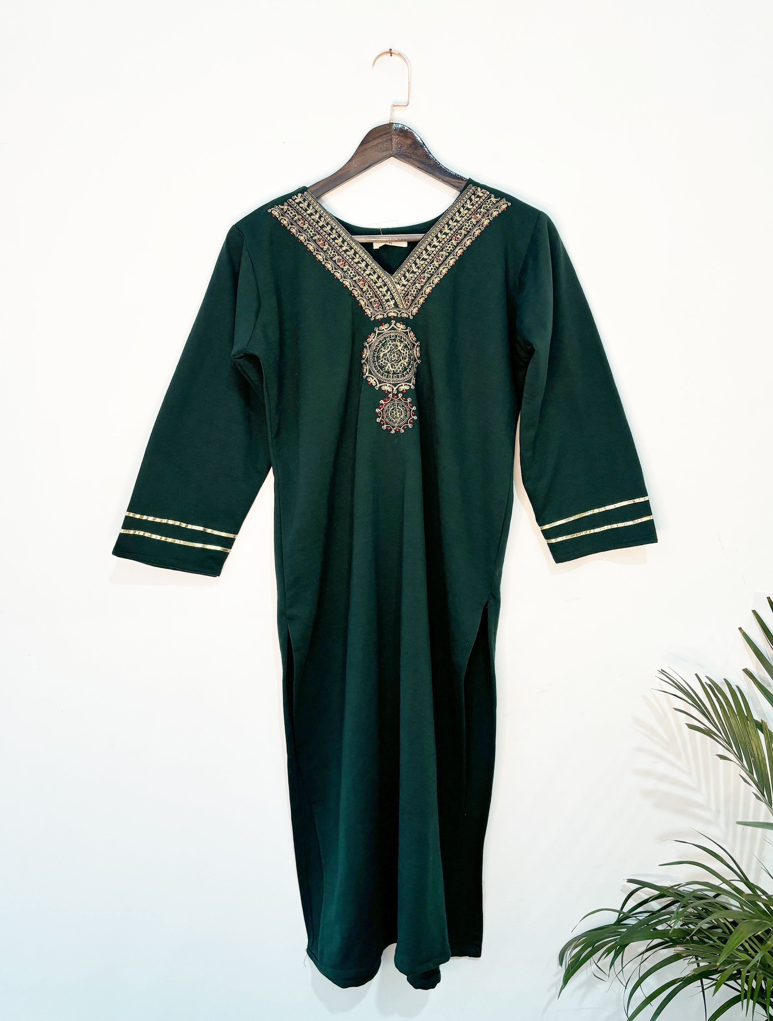 trueBrowns Green Straight Kurta Set - Distacart